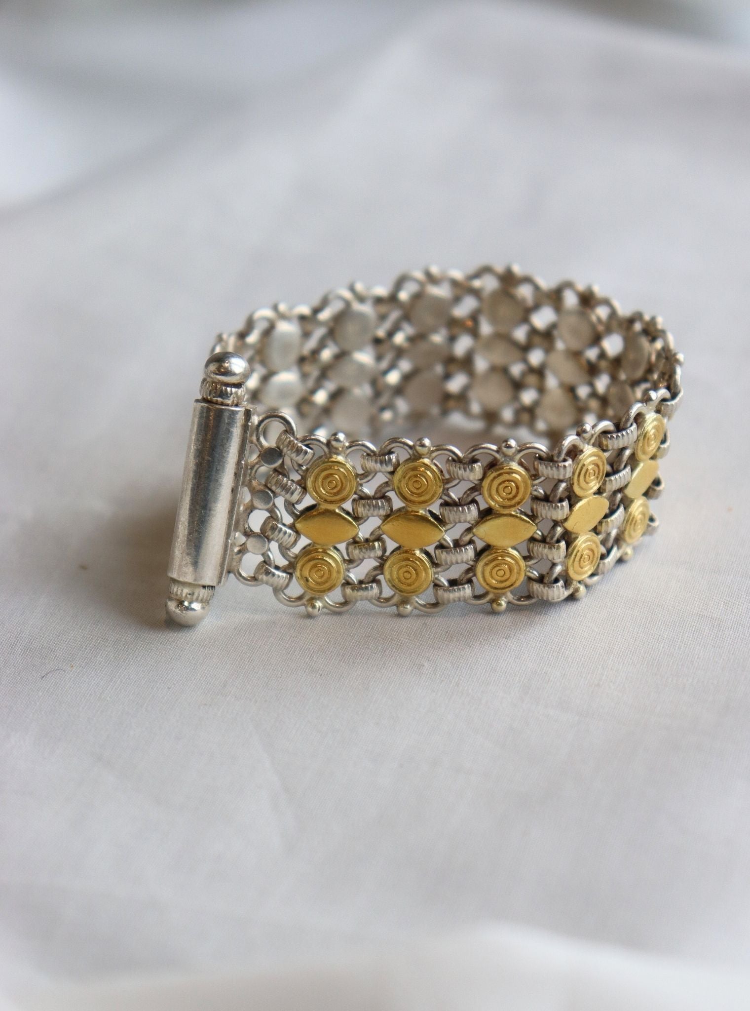 Aalok Bracelet