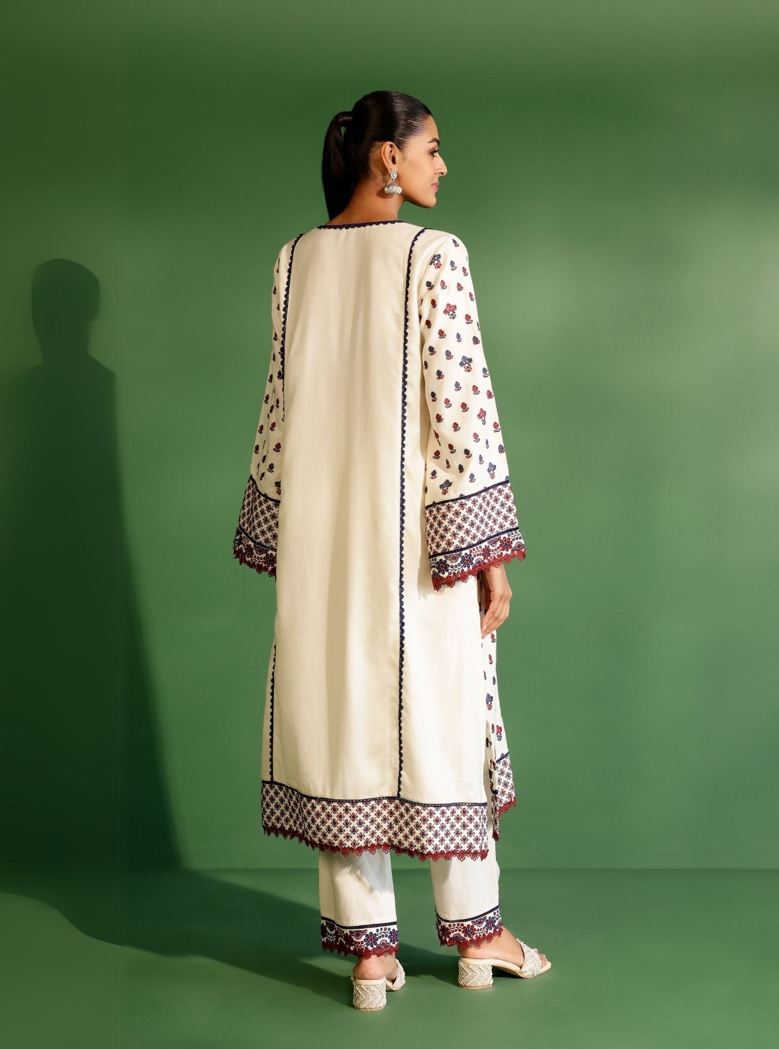 Mulmul Wool Marlow Off White Kurta With Mulmul Wool Marlow Off White Pant