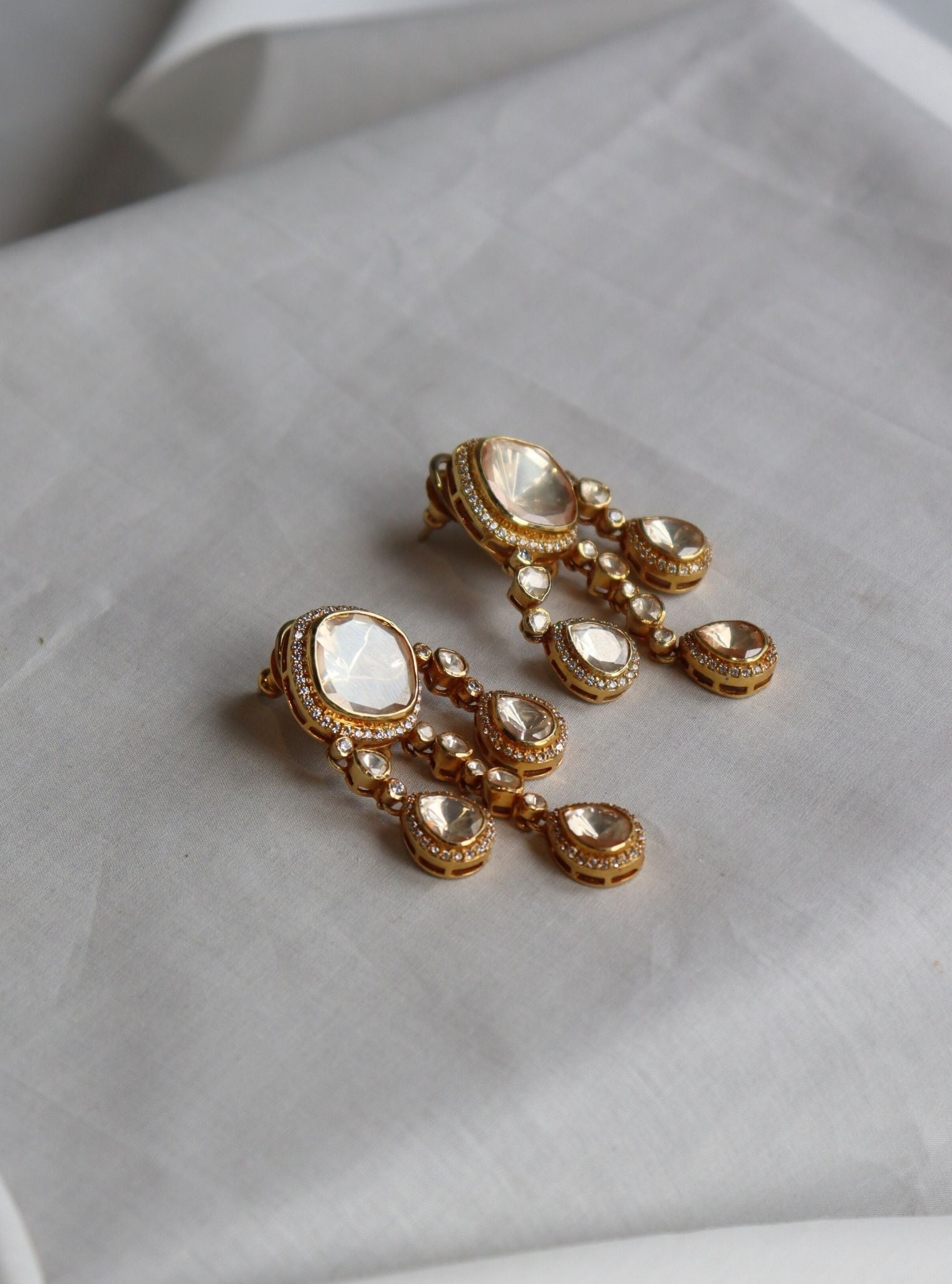 Leya Earrings