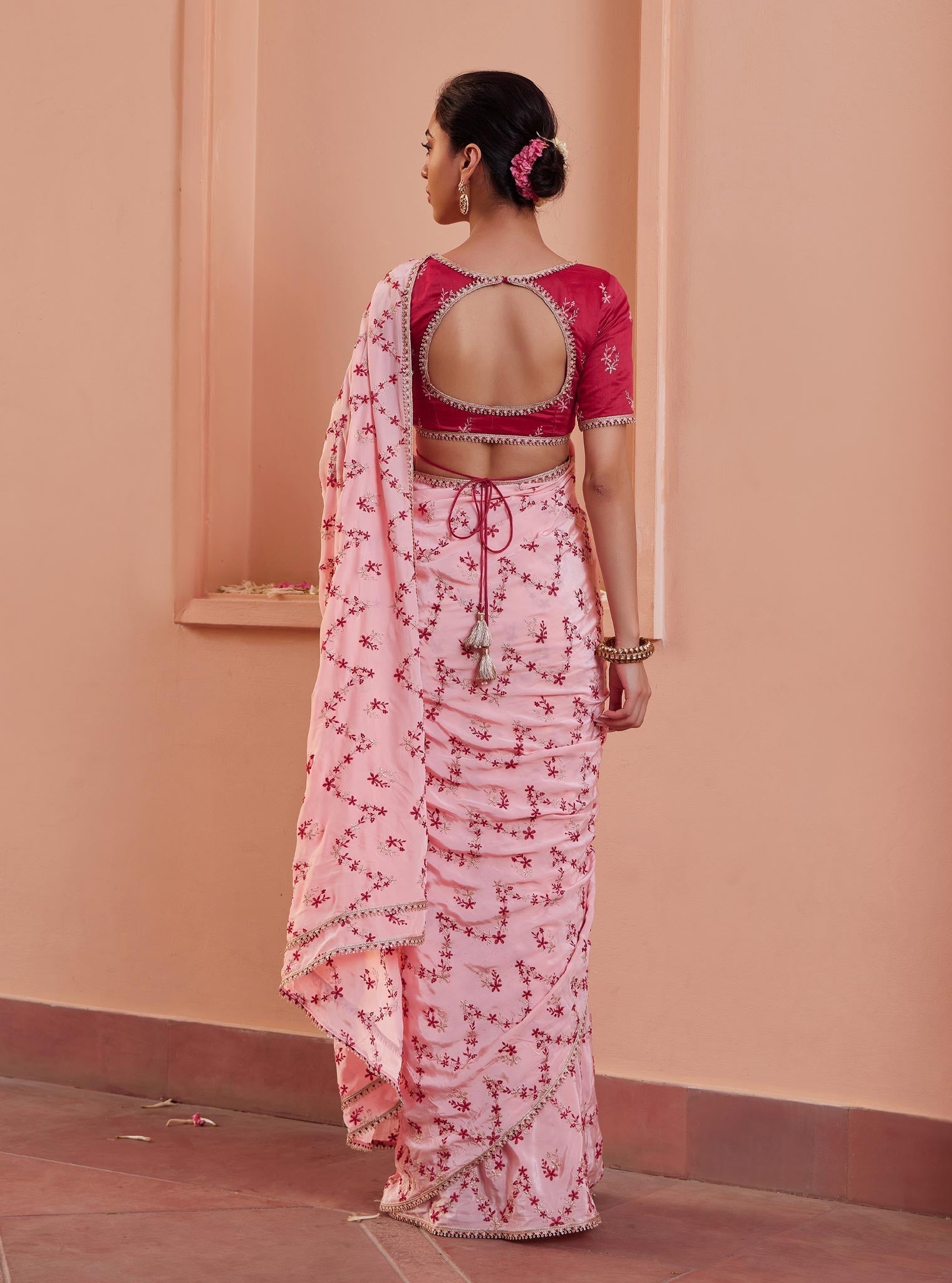 Mulmul Crepe Tavisi Pink Pre-Stitched Saree