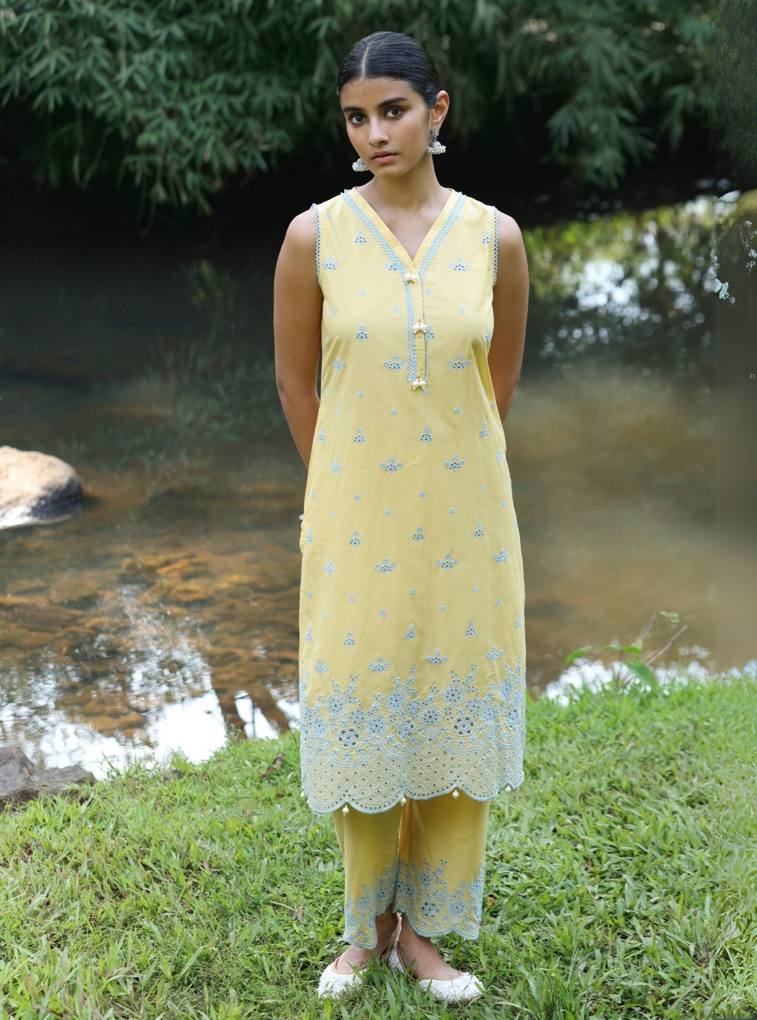 Mulmul Cotton Kora Yellow Kurta With Mulmul Cotton Kora Yellow Pant