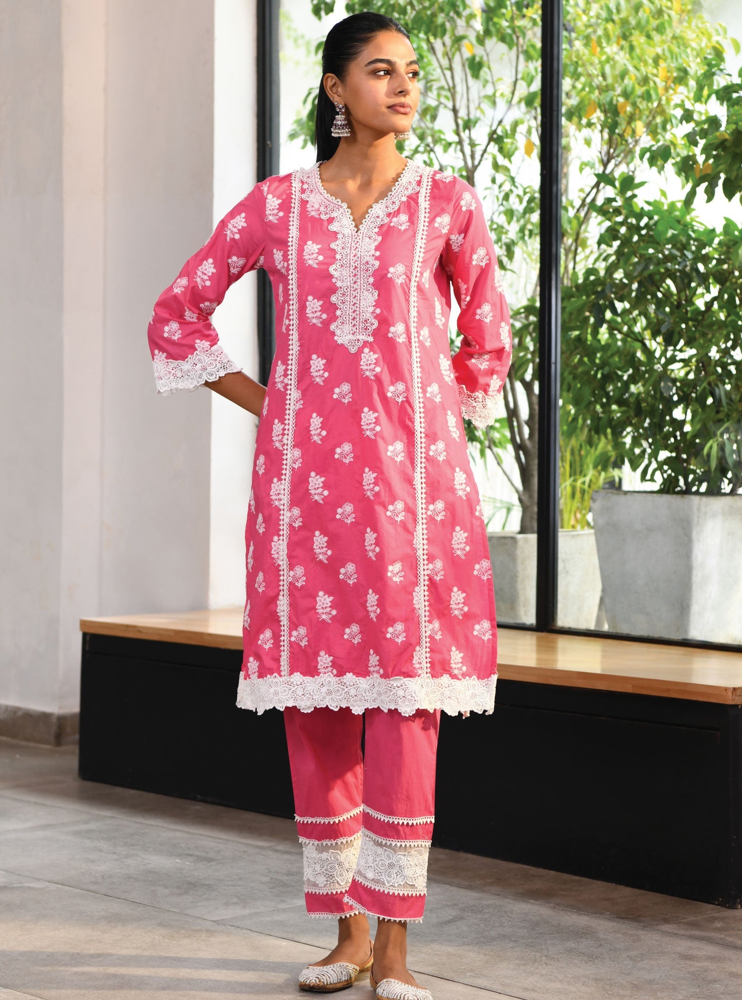 Mulmul Cotton Lisburn Fuchsia Kurta With Lisburn Fuchsia Pant