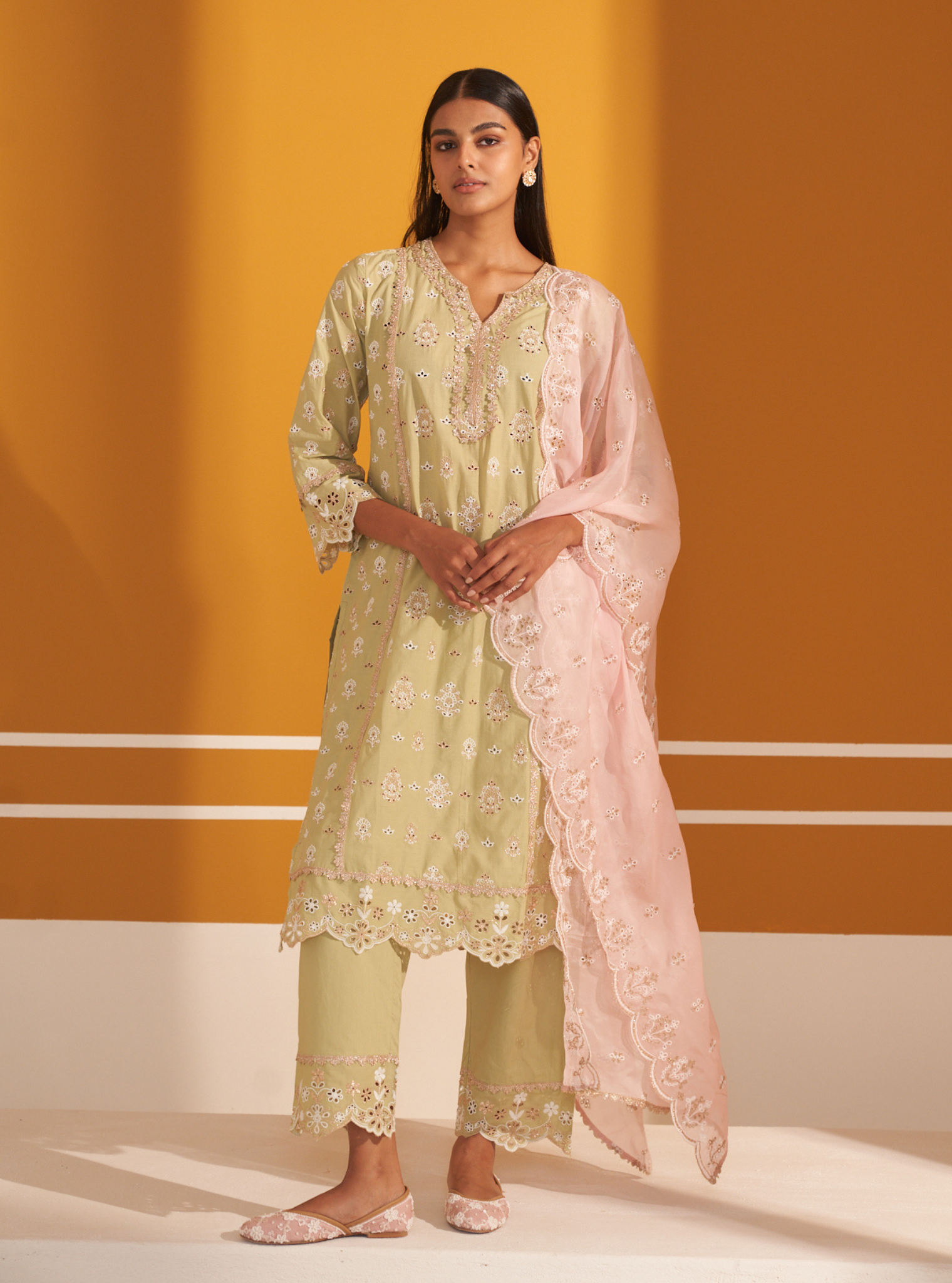 Mulmul Cotton Lamai Green Kurta With Mulmul Cotton Lamai Green Pant