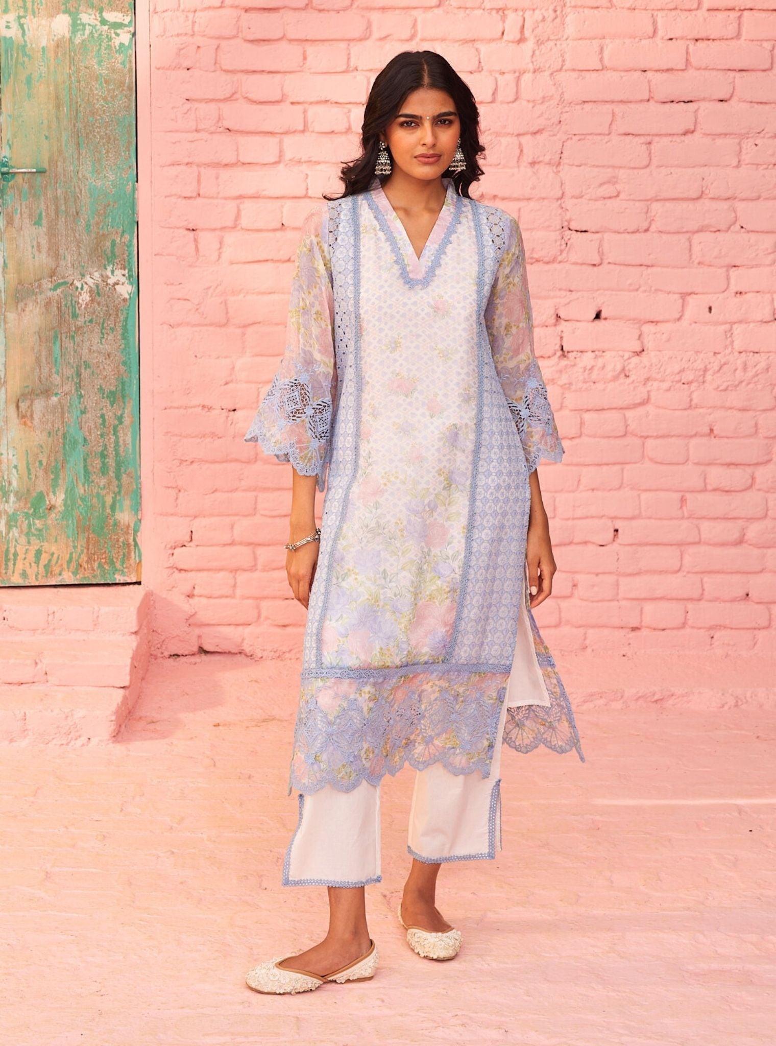 Mulmul Organza Printed Astoria Off White Kurta With Mulmul Cotton Astoria Off White Pant