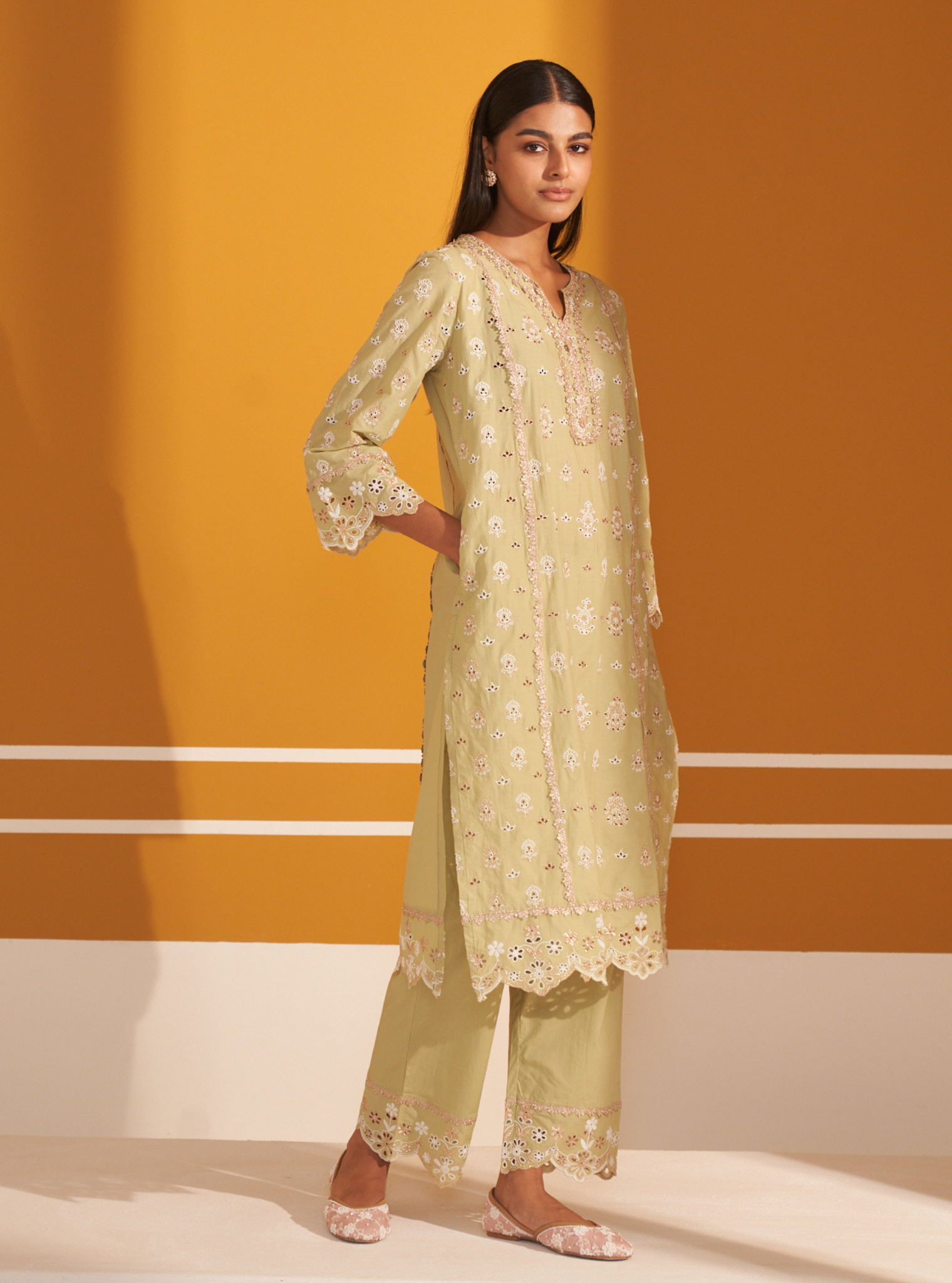 Mulmul Cotton Lamai Green Kurta With Mulmul Cotton Lamai Green Pant