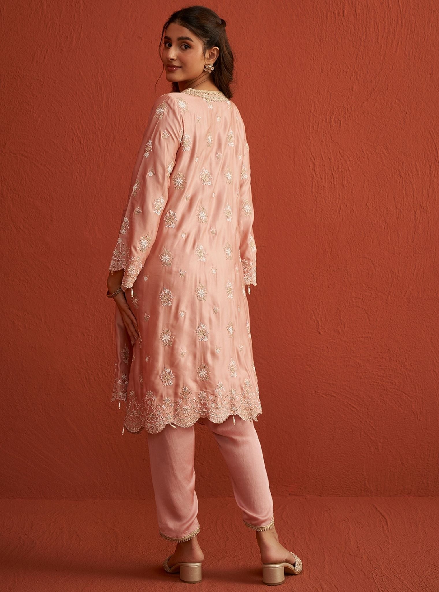 Mulmul Bemberg Satin Kangna Pink Kurta With Mulmul Bemberg Satin Kangna Pink Pant