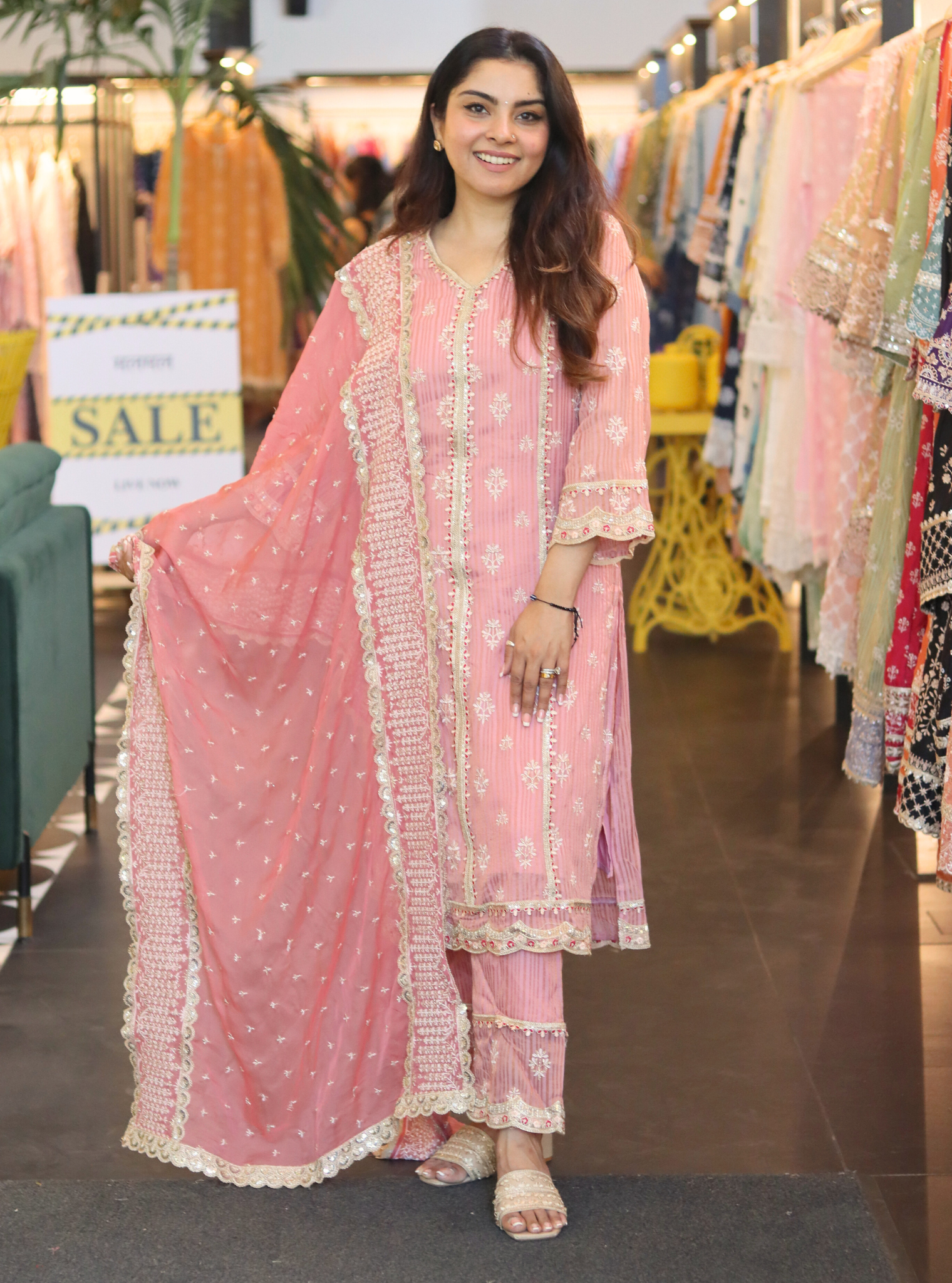 Mulmul Banarsi Gerua Pink Kurta with Mulmul Banarsi Gerua Pink Pant