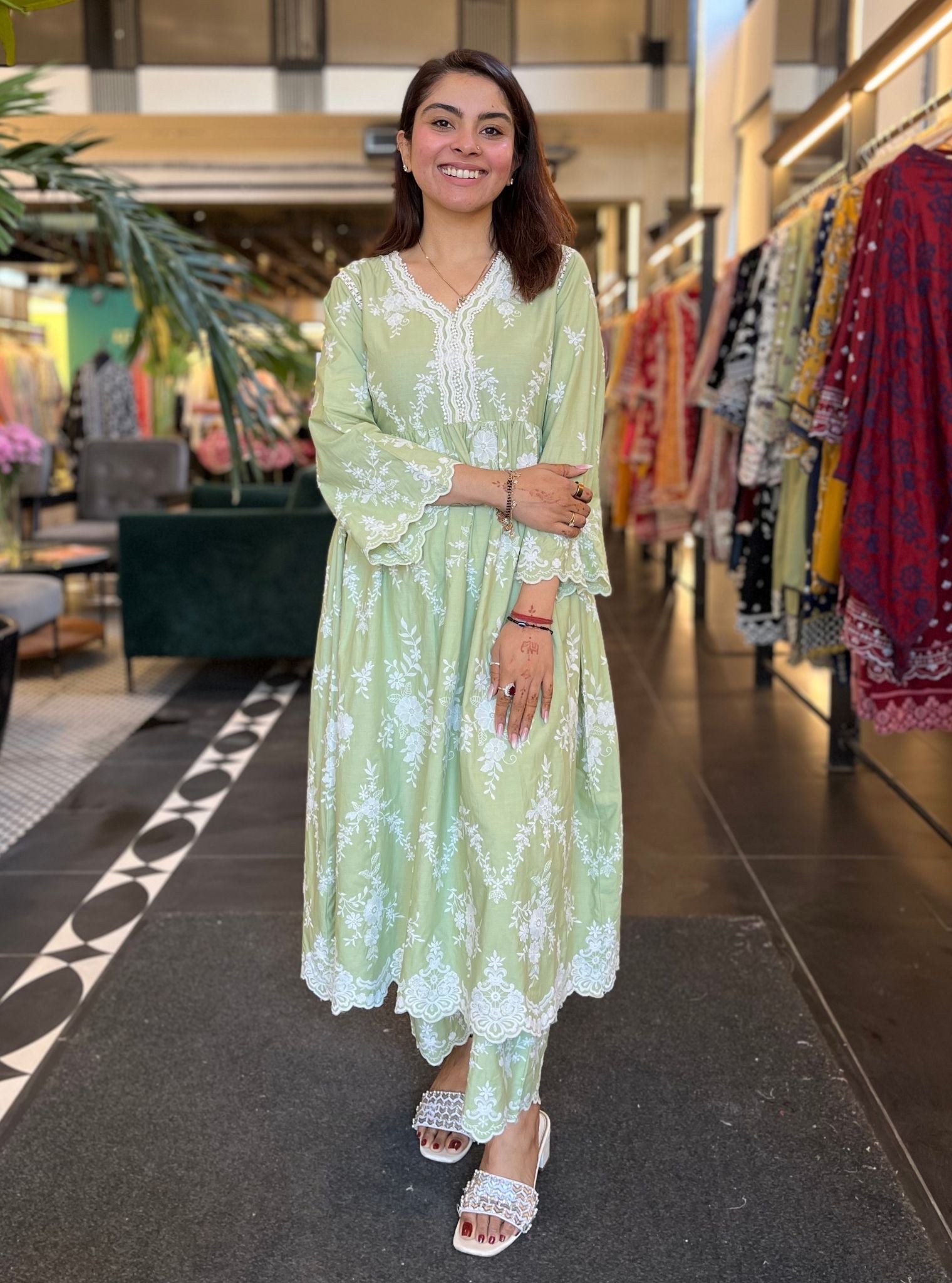 Mulmul Cotton Zambi Green Kurta With Zambi Pant Green