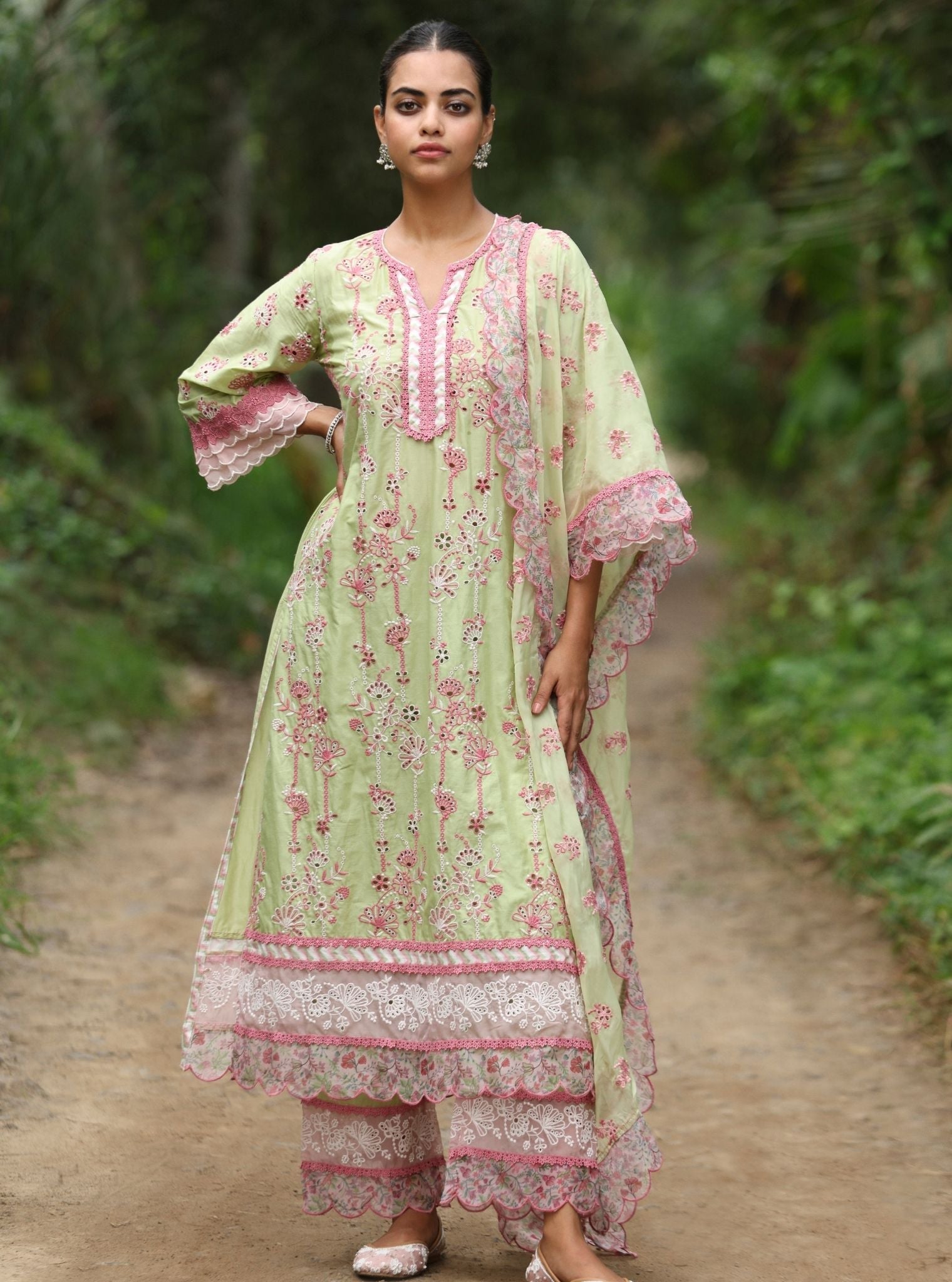 Mulmul Cotton Nair Light Green Kurta With Mulmul Cotton Nair Light Green Pant