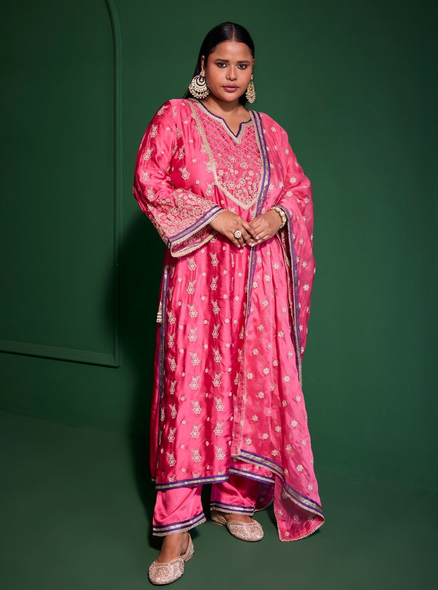 Mulmul Cupro Satin Nazakat Fuschia kurta With Mulmul Cupro Satin Nazakat Fuschia Pant