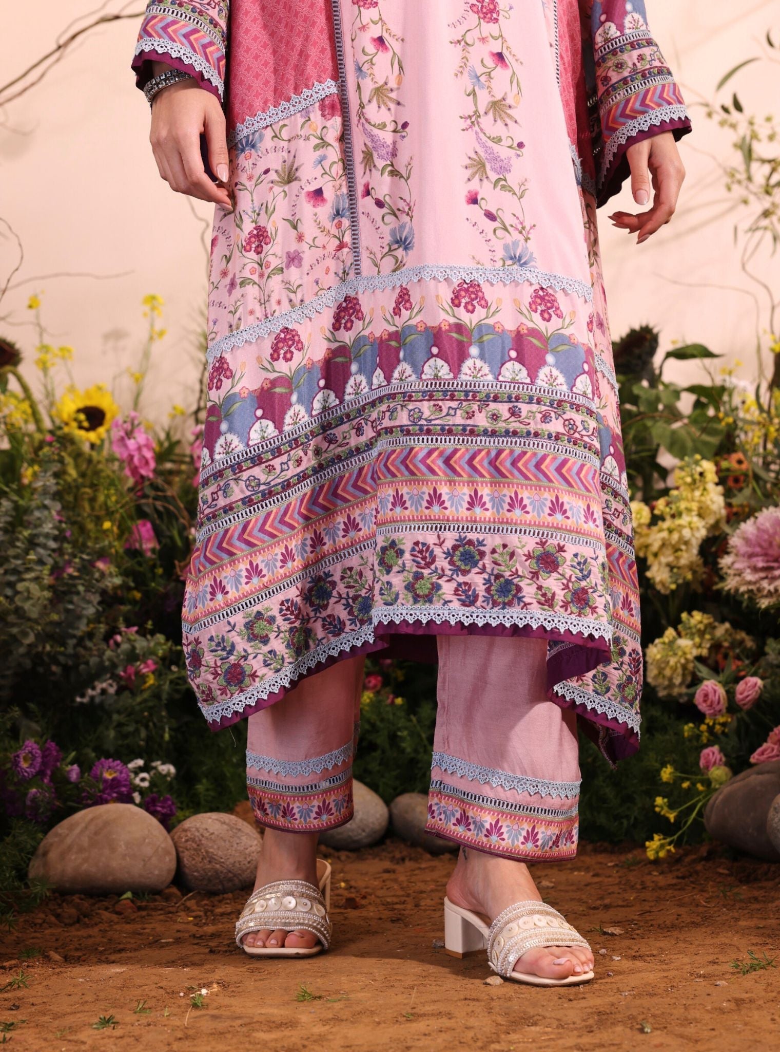 Mulmul Printed Ombre Lawn Yamini Pink Kurta With Mulmul Printed Ombre Lawn Yamini Pink Pant