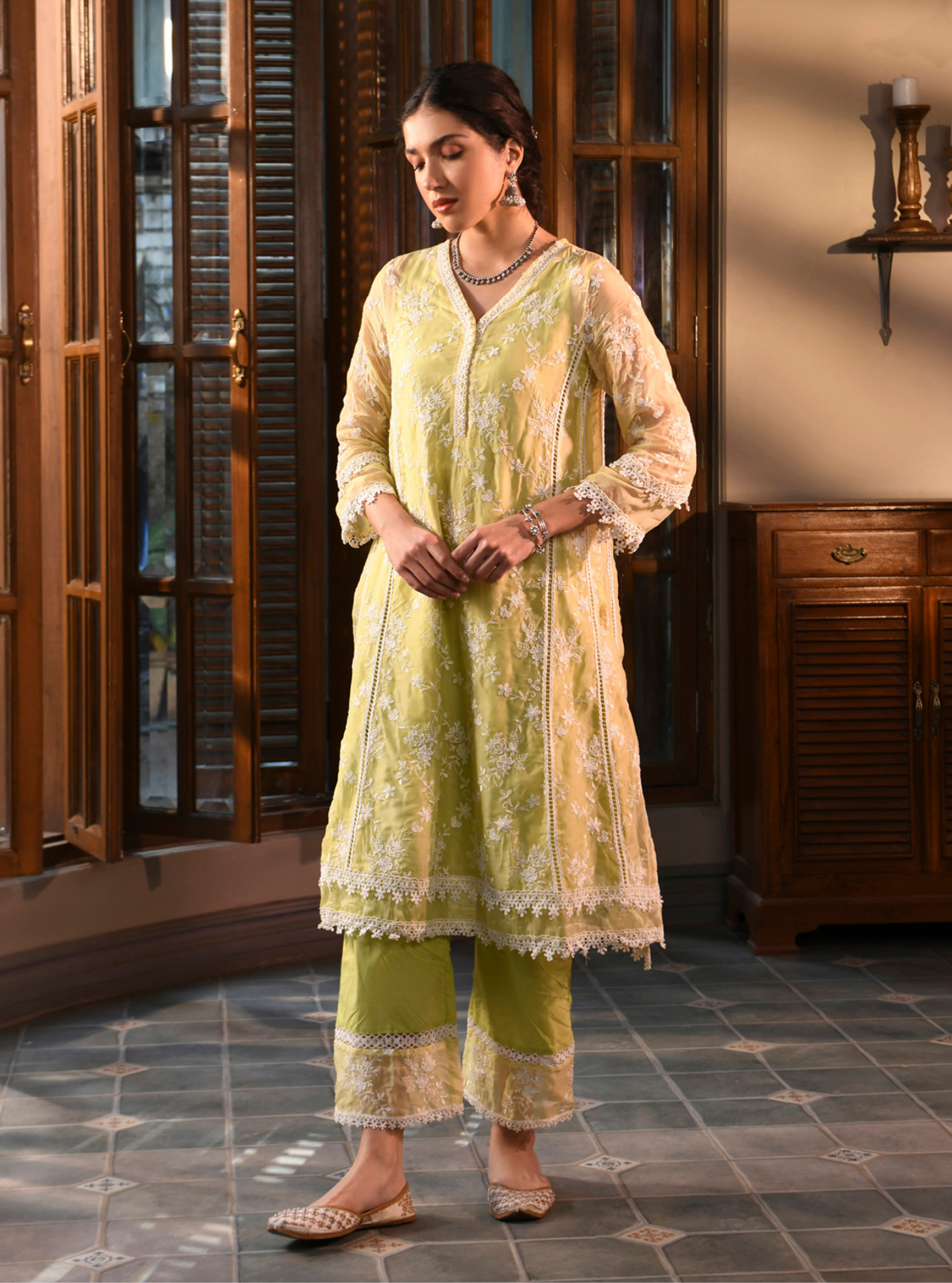 Mulmul Organza Hiyti Lime Kurta With Mulmul Cotton Hiyti Lime Pant