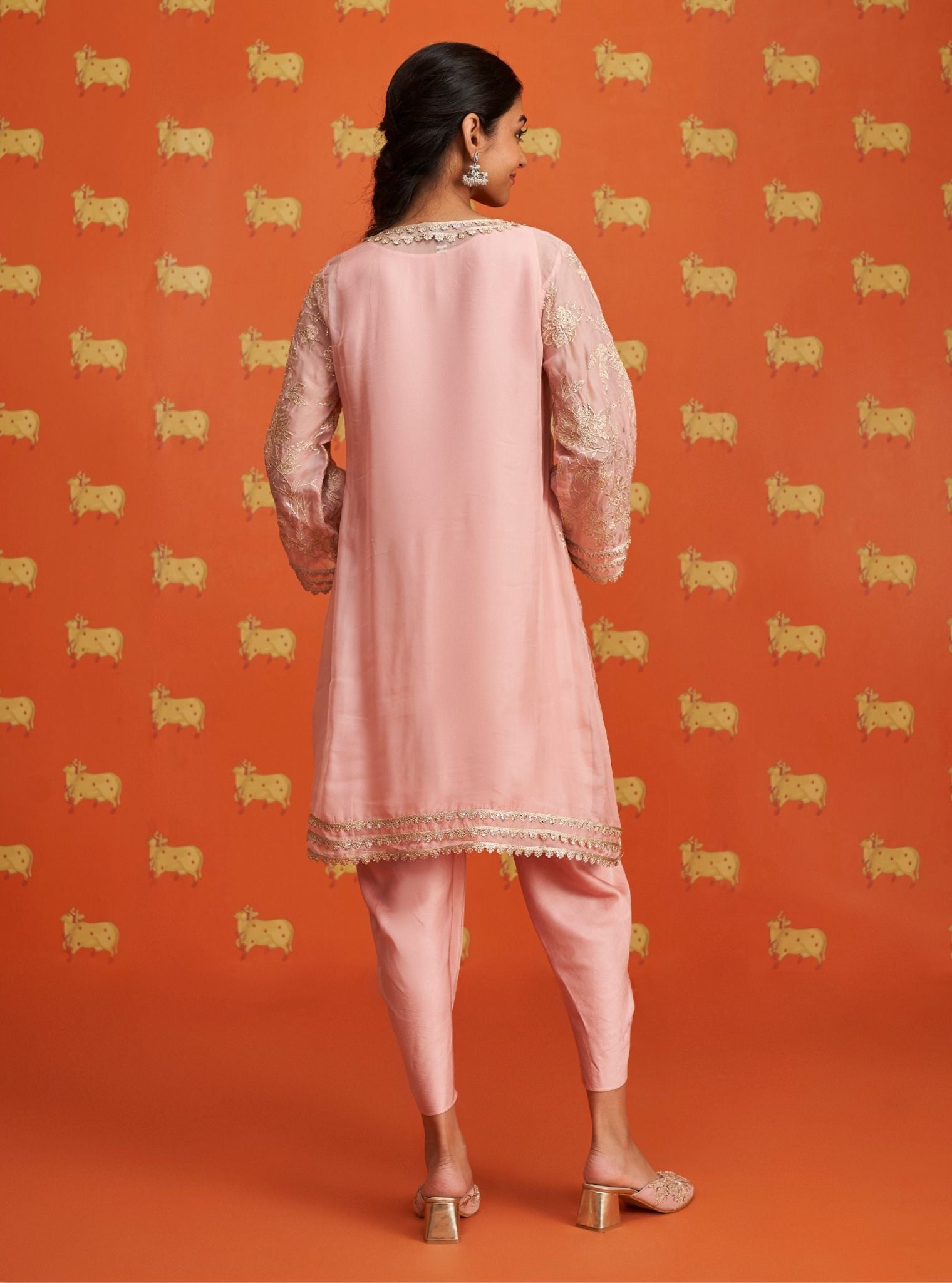 Mulmul Organza Sunee Pink Kurta With Mulmul Cupro Satin Sunee Pink Salwar