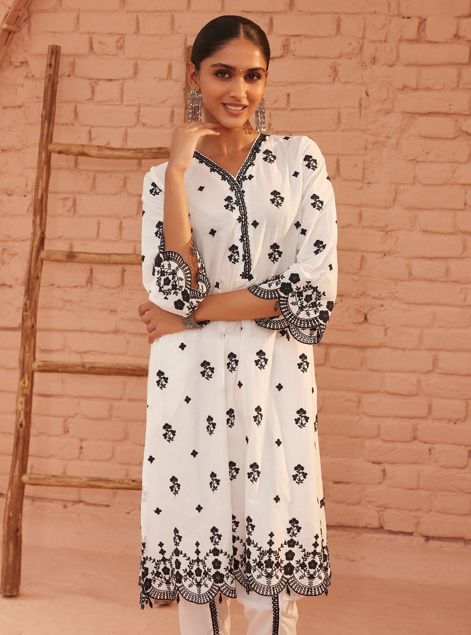 Mulmul Cotton Ghita White Kurta With Mulmul Cotton Border White Black Dhoti Pant