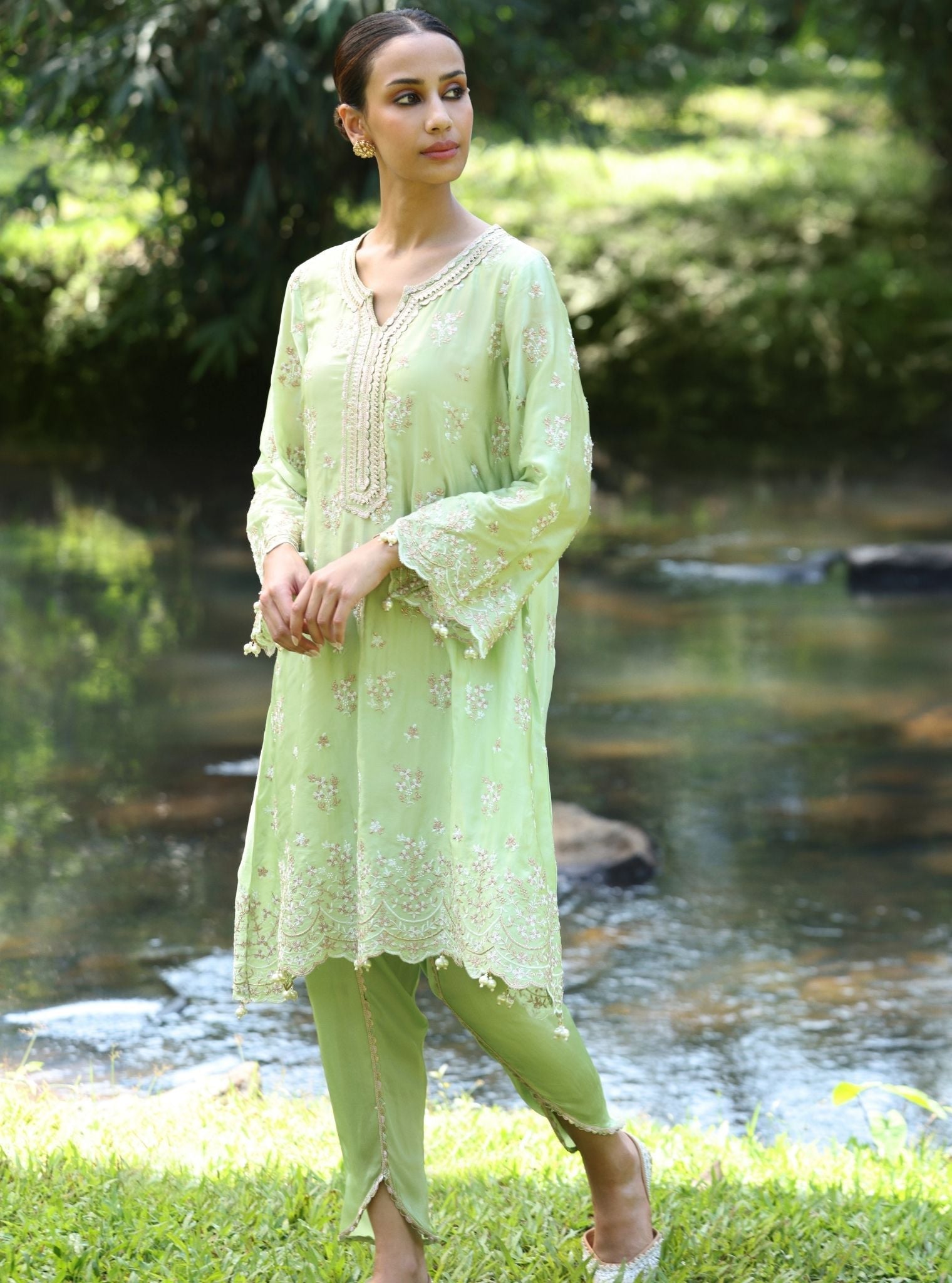 Mulmul Cupro Satin Mangalam Green Kurta With Mulmul Cupro Satin Mangalam Green Pant