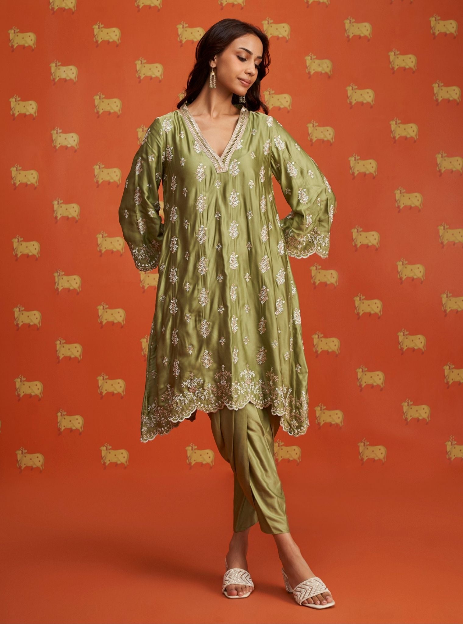 Mulmul Cupro Satin Callaia Moss Green kurta With Mulmul Cupro Satin Callaia Moss Green Salwar