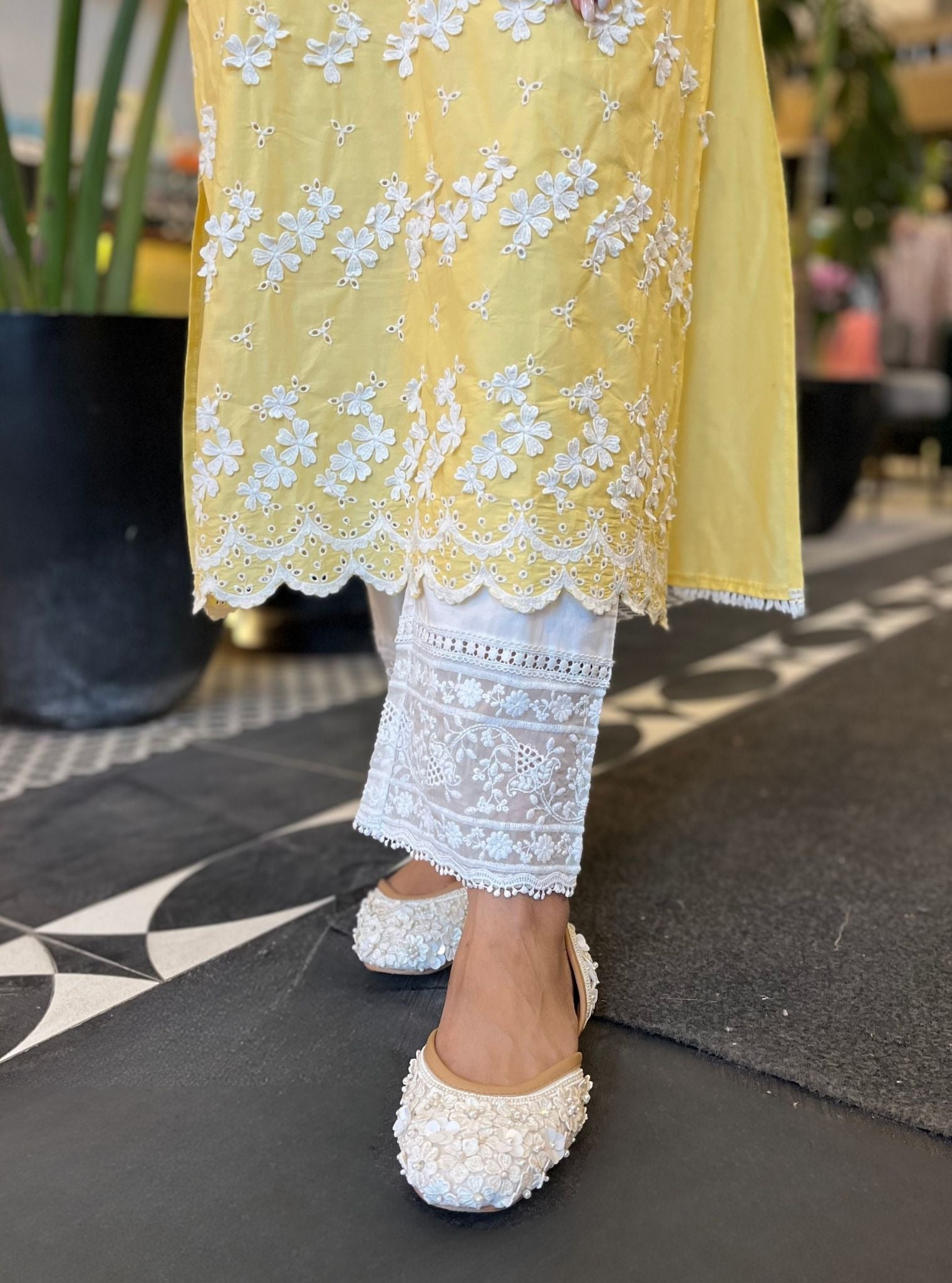 Mulmul Cotton Asota Yellow Kurta With Mulmul Cotton Verla White Pant