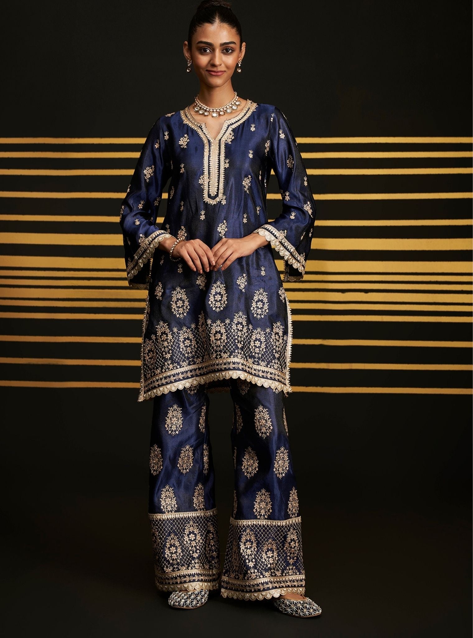 Mulmul Luxe Tissue Vaari Navy Kurta With Mulmul Luxe Tissue Vaari Navy Pant