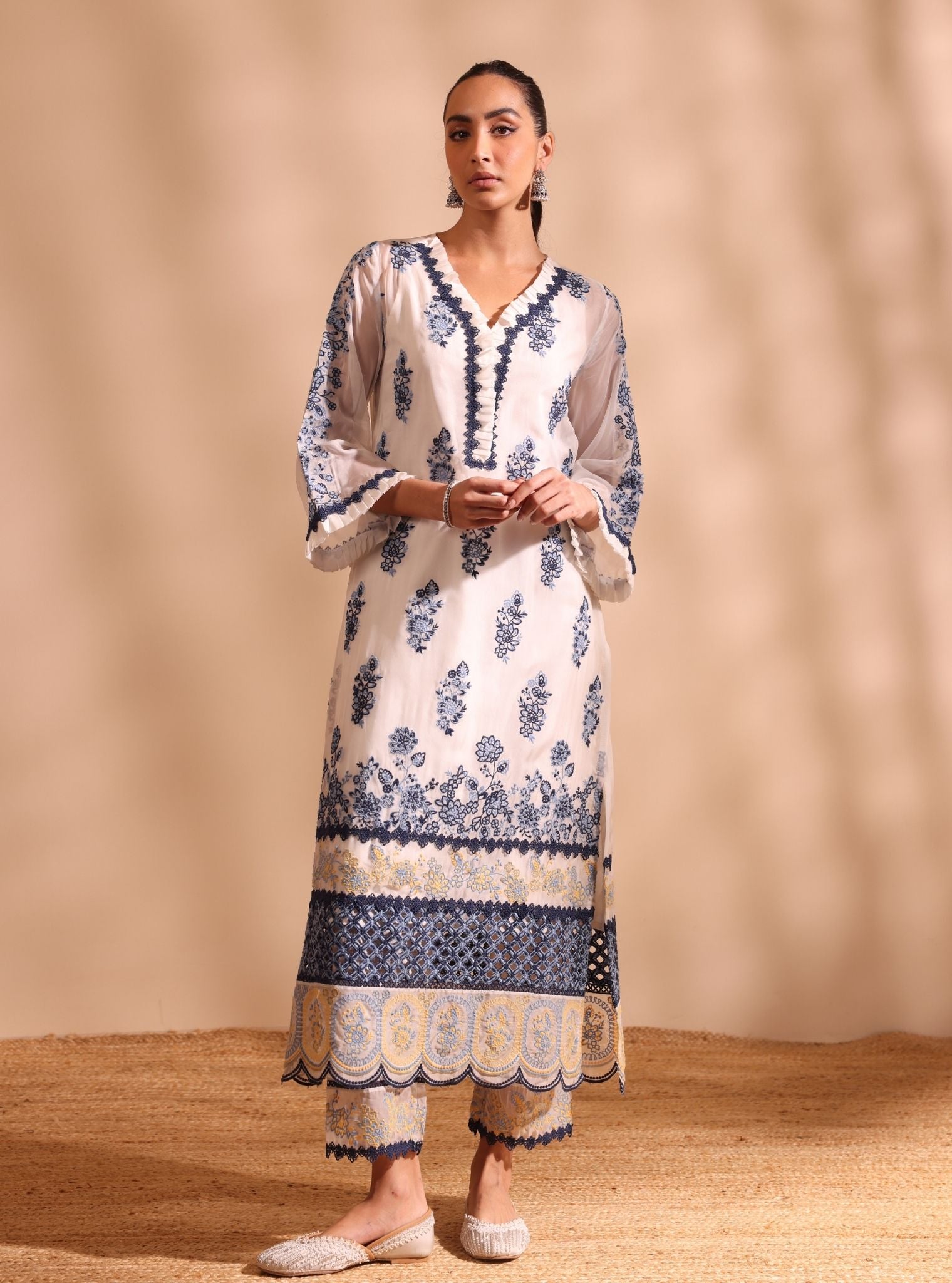 Mulmul Organza Valara White Kurta With Mulmul Cotton Valara White Pant