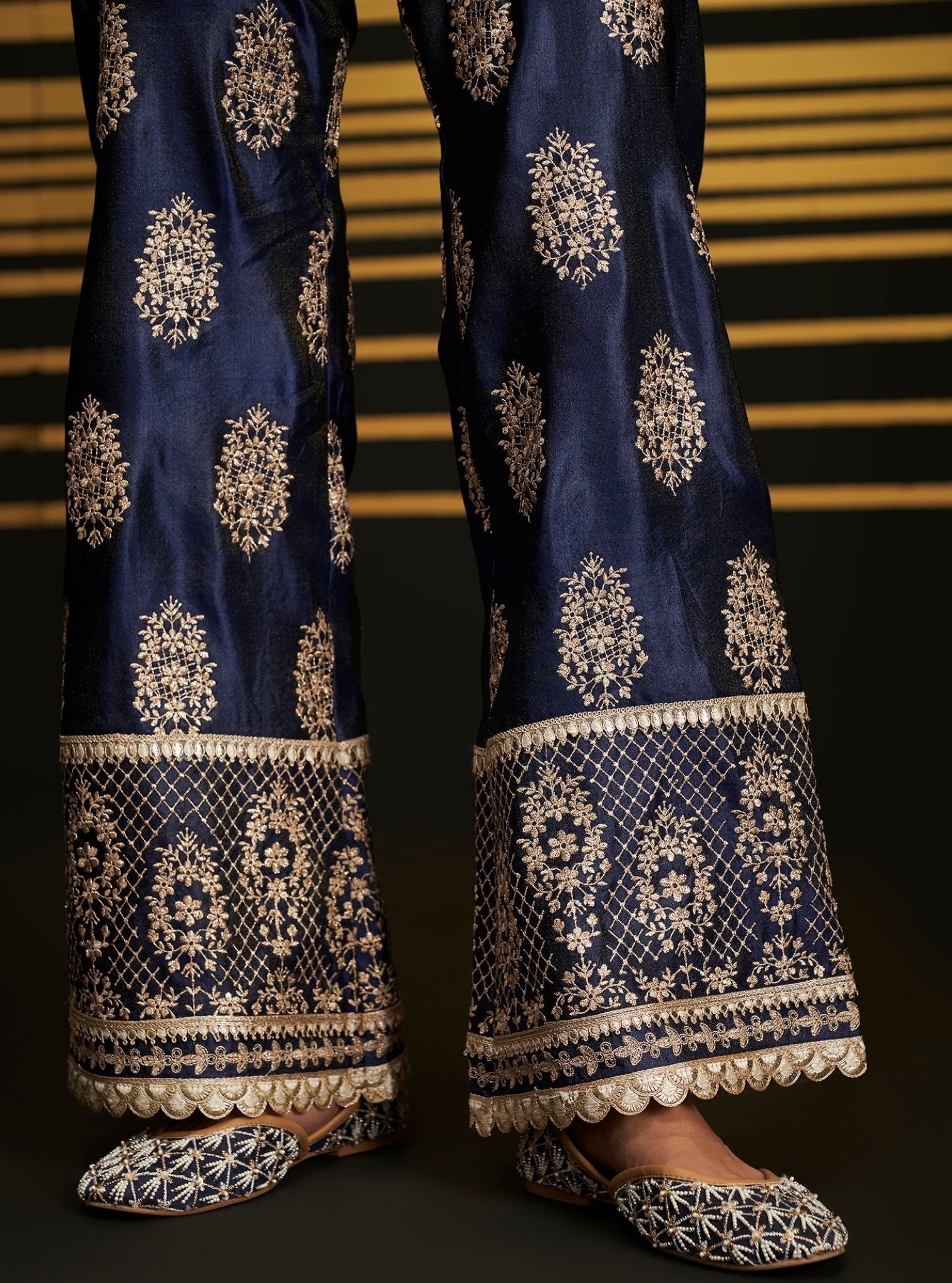 Mulmul HO Silk Vaari Navy Dupatta