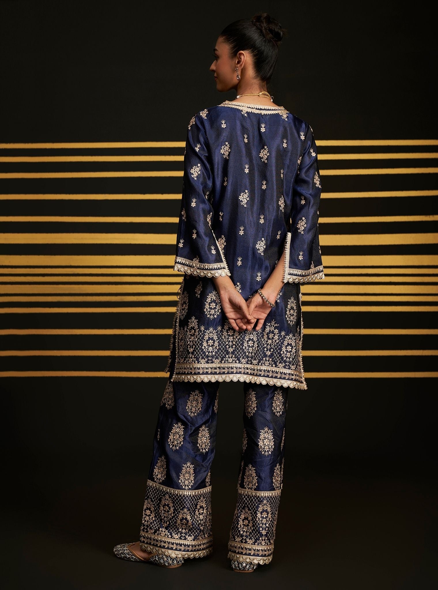 Mulmul HO Silk Vaari Navy Dupatta