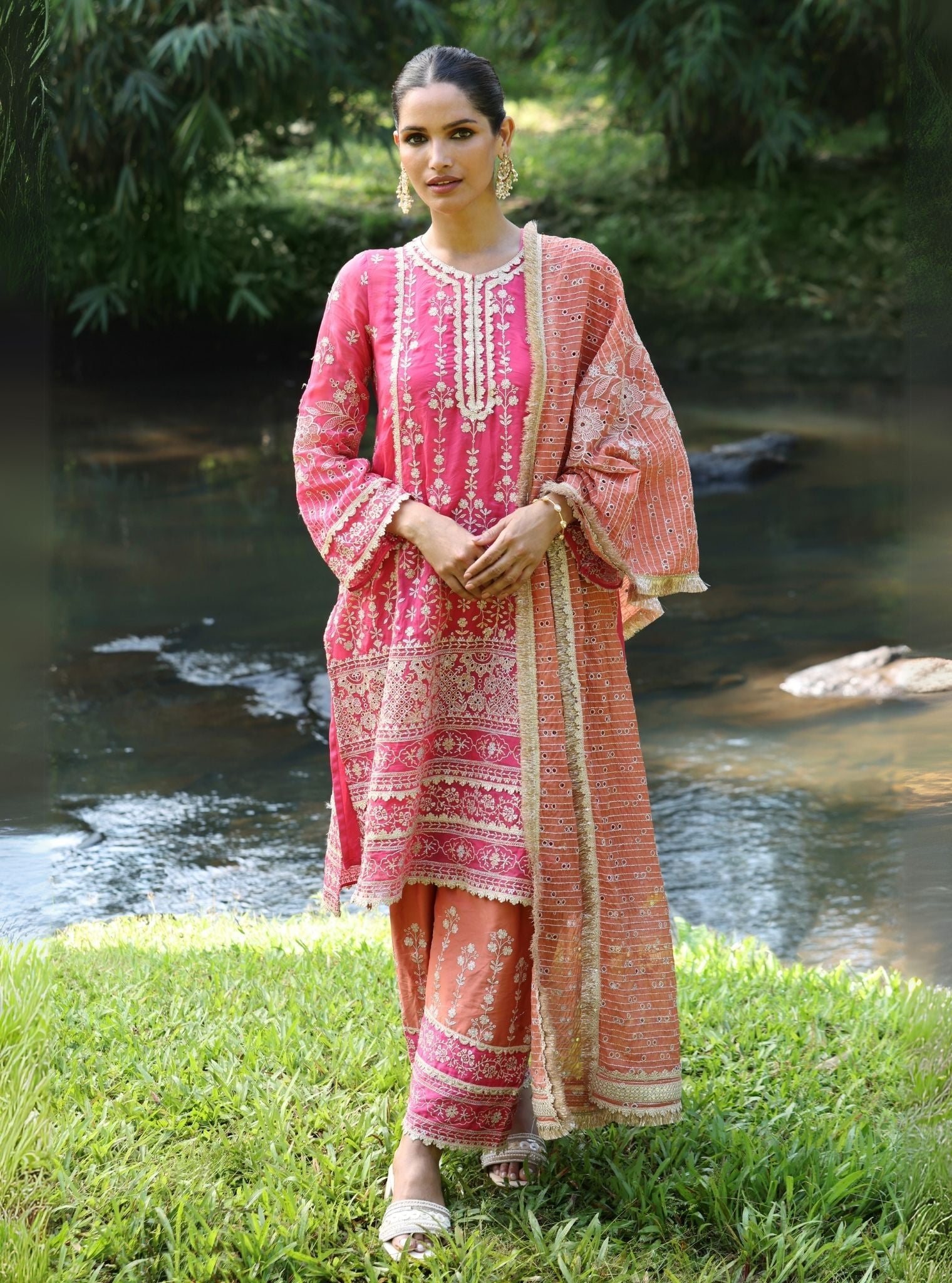 Mulmul Organza Kali Fuschia Kurta With Mulmul Pima Satin Kali Fuschia Pant