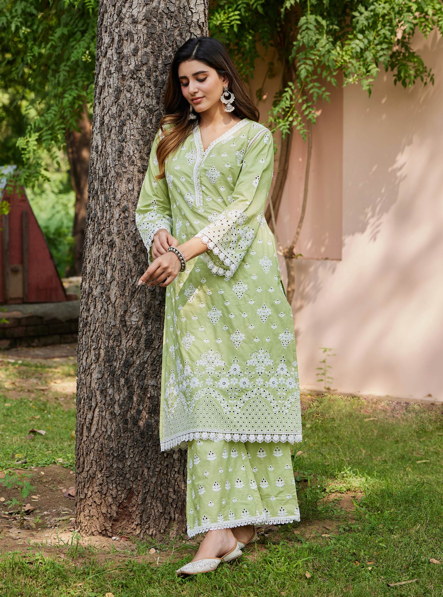 Mulmul Cotton Peehu Green Kurta with Mulmul Cotton Peehu Green Pant