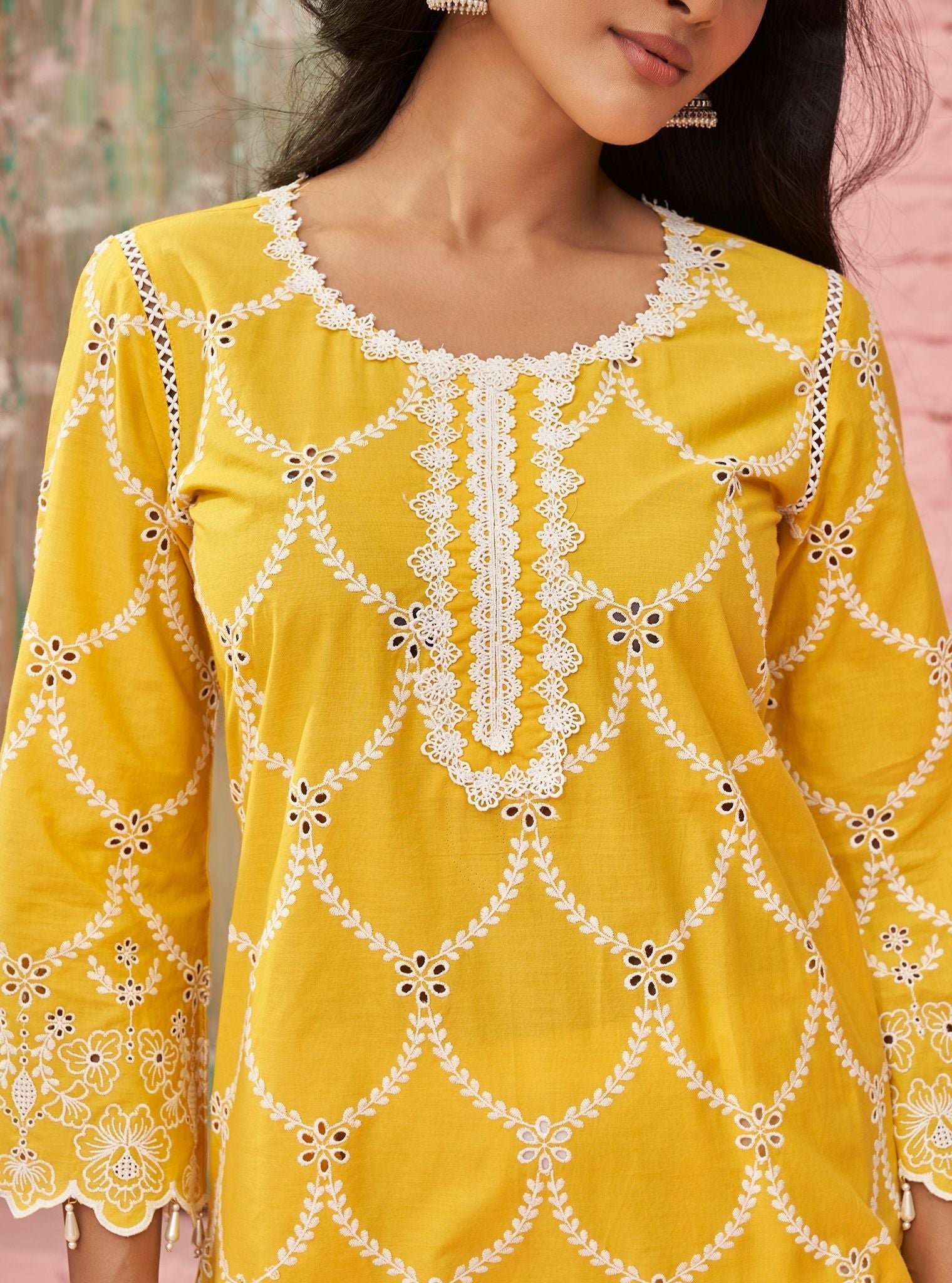 Mulmul Cotton Aashay Yellow Kurta With Mulmul Cotton Aashvi White Pant