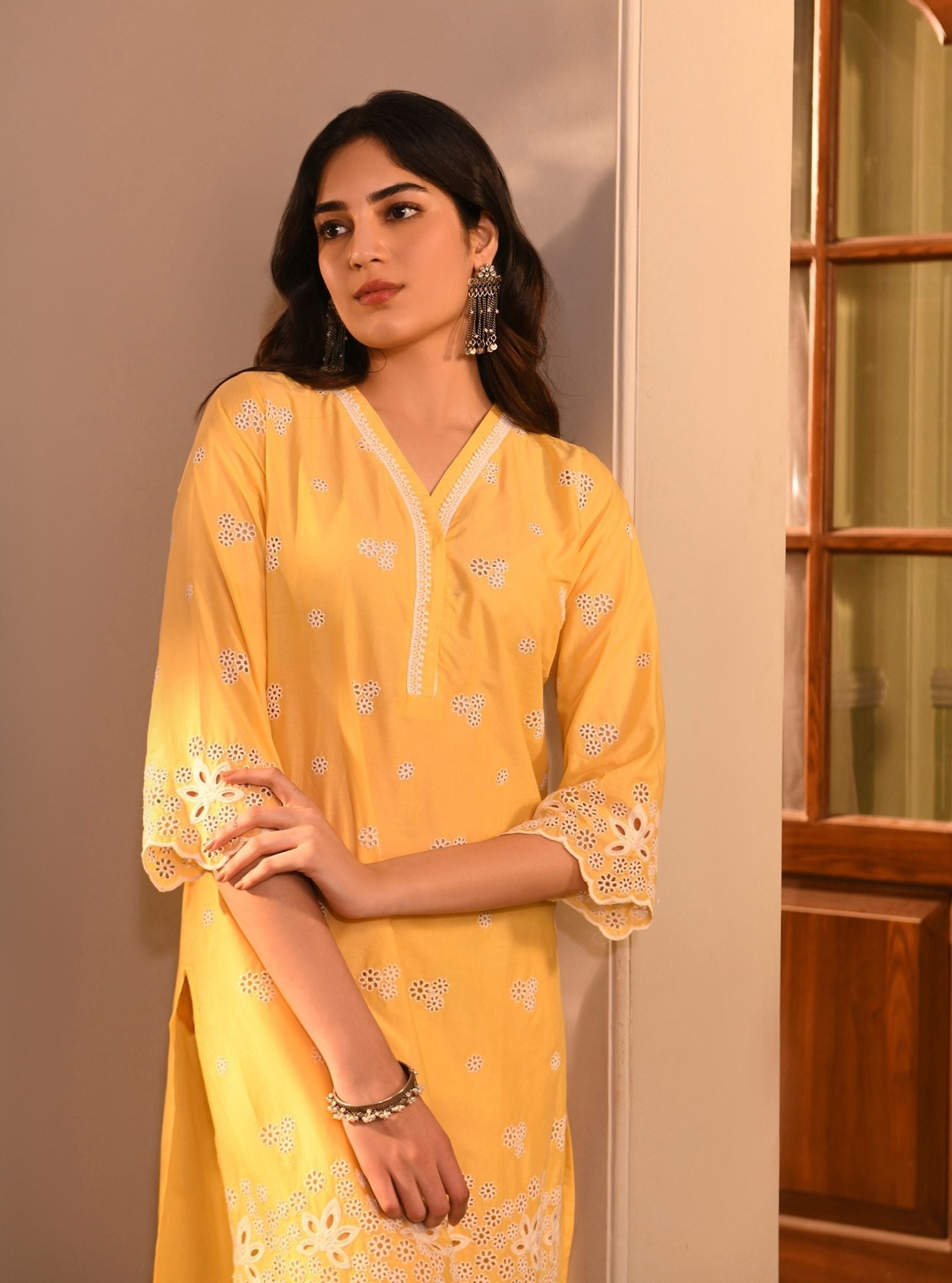 Mulmul Cotton Effat Yellow Kurta With Mulmul Cotton Effat Yellow Pant