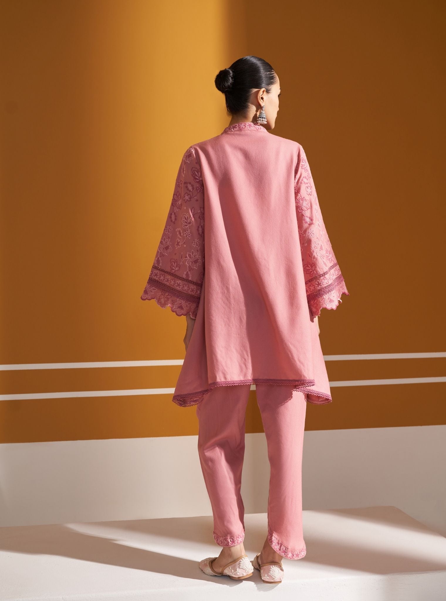 Mulmul Wool Ellis Pink Kurta With Mulmul Wool Ellis Pink Pant