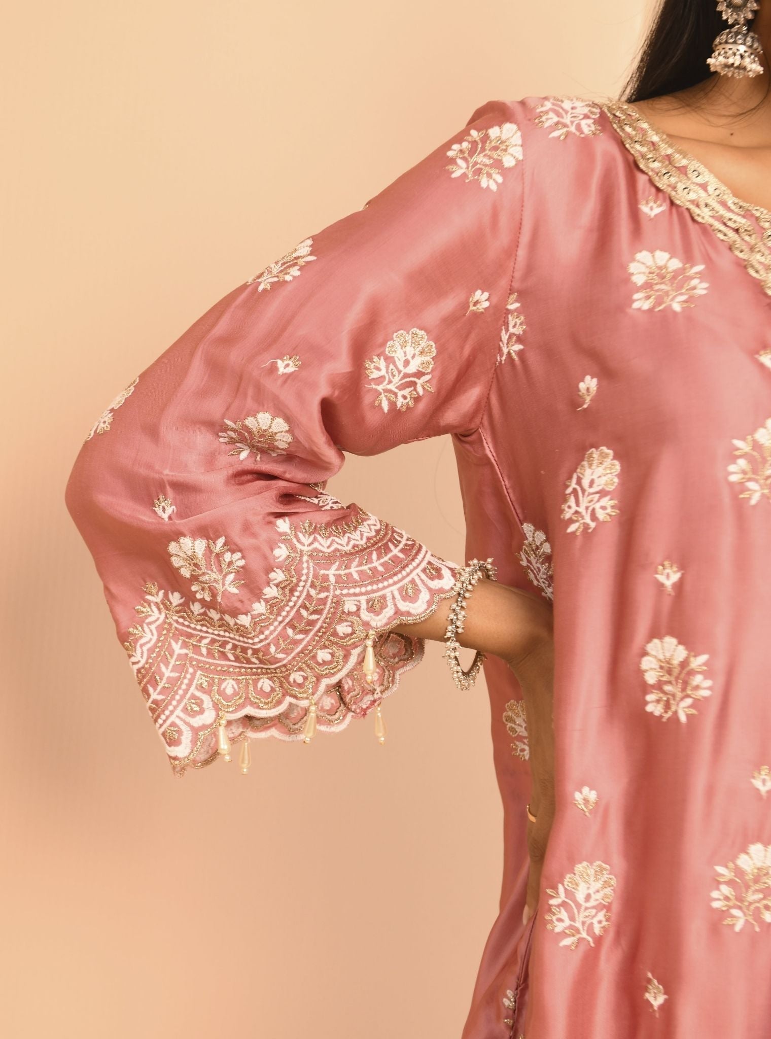 Mulmul Luxe Satin Mehar Mauve Kurta with Mulmul Luxe Satin Mehar Mauve Pant