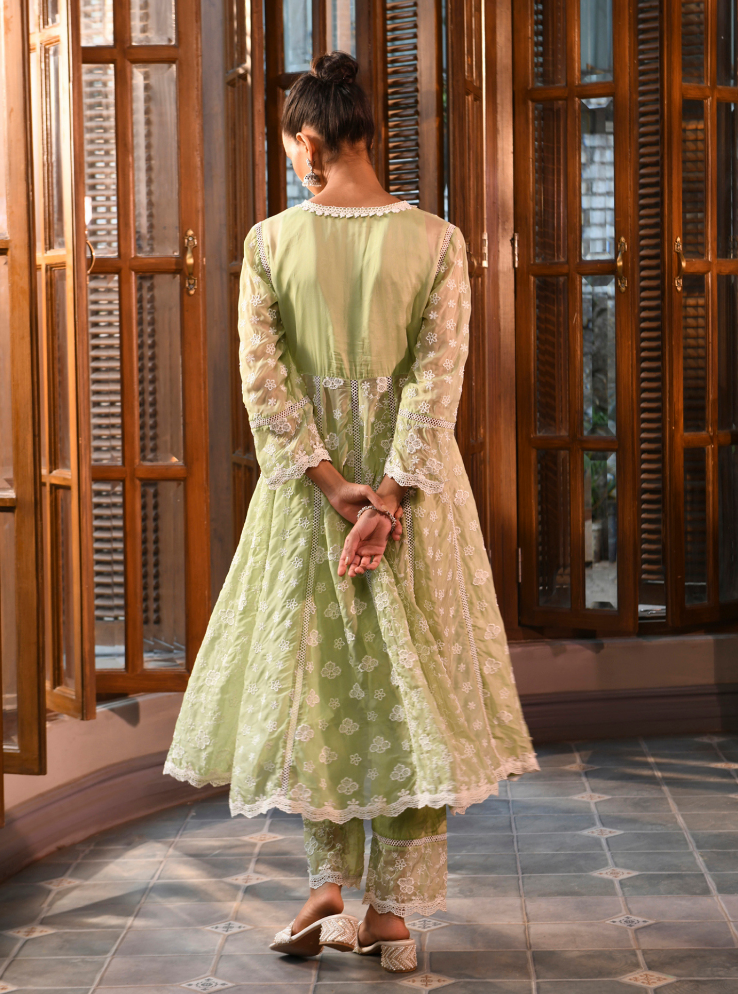 Mulmul Organza Bolour Green Kurta With Mulmul Cotton Bolour Green Pant