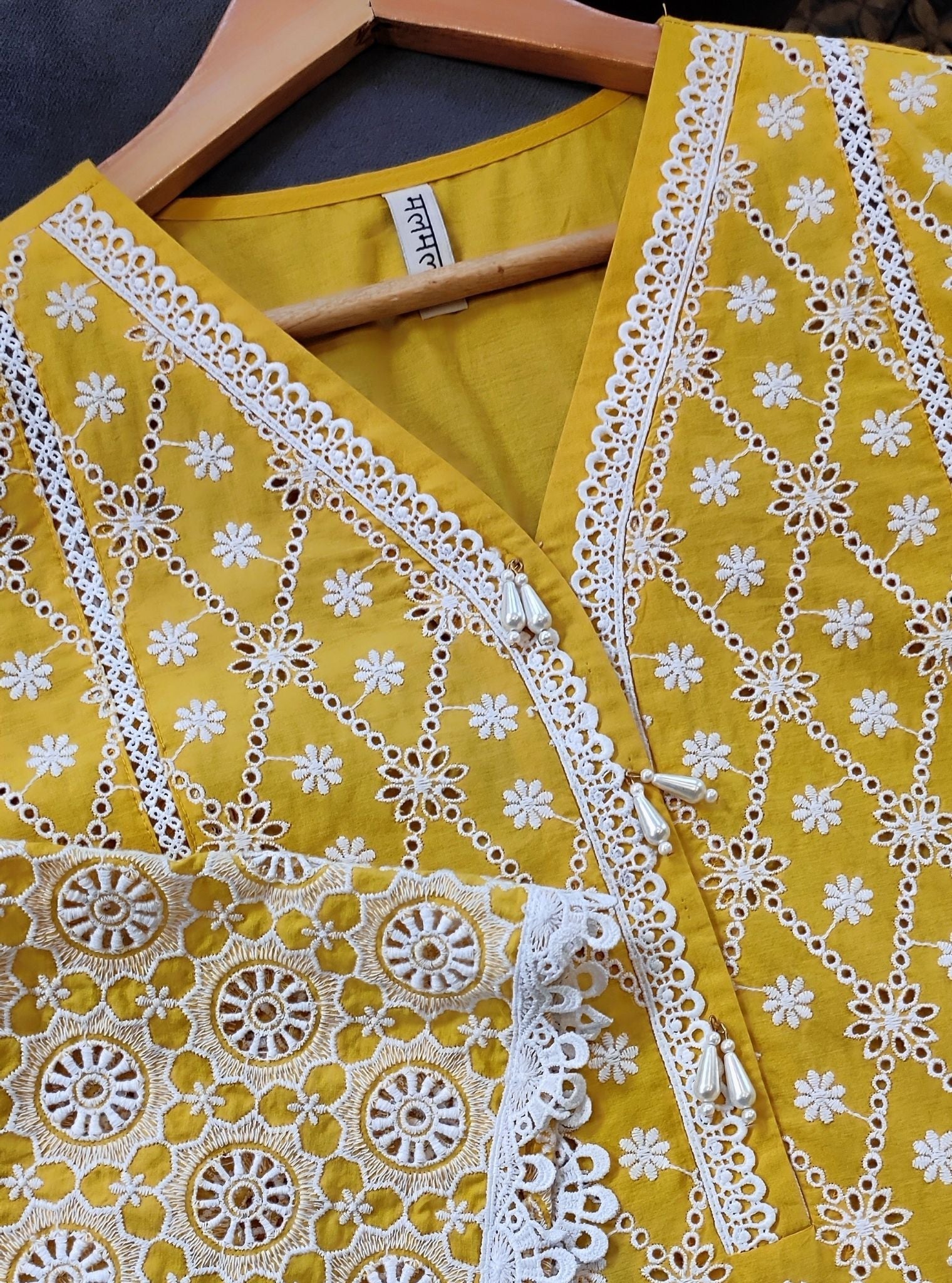 Mulmul Cotton Asti Yellow Kurta With Mulmul Cotton Saanjh White Pant