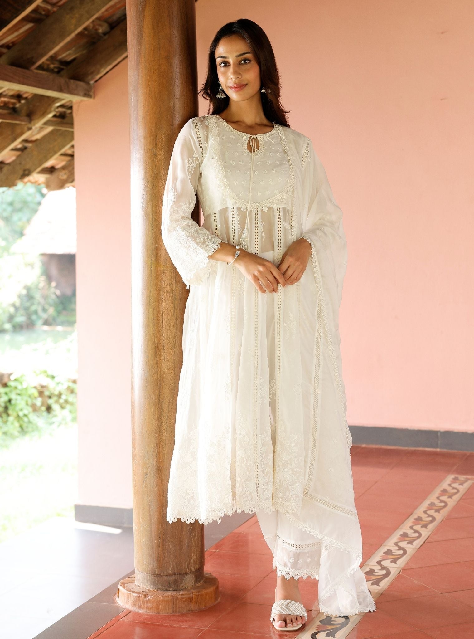 Mulmul Organza Neesa White Anarkali Kurta With Mulmul Cotton Neesa White Pant