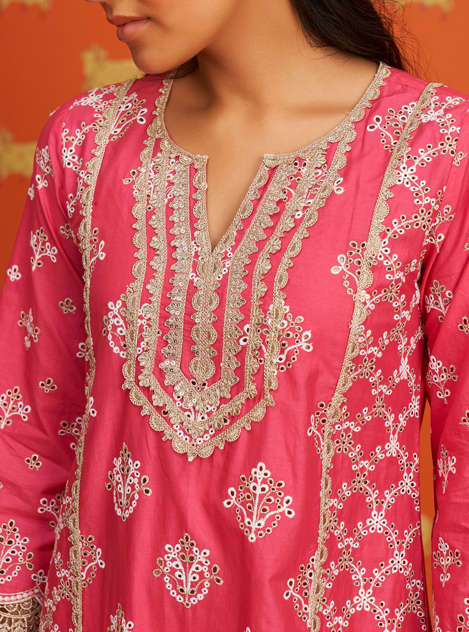 Mulmul Cotton Itsara Fuschia Kurta With Mulmul Cotton Itsara Fuschia Pant