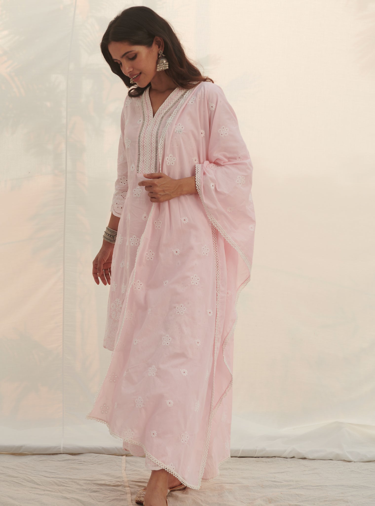 Mulmul Cotton Calvim Pink Kurta With Mulmul Cotton Calvim Pink Pant