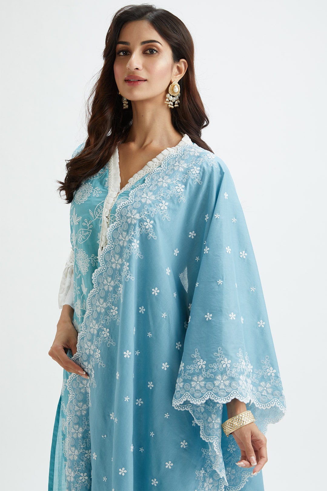 Mulmul Cotton Dunlin Blue Kurta With Broad Lace Insert White Pyajama