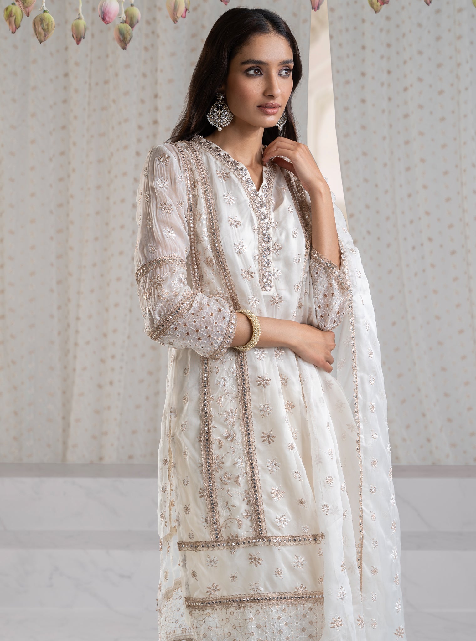 Mulmul Organza Ilahi Off White Kurta With Mulmul Pima Ilahi Off White Pant