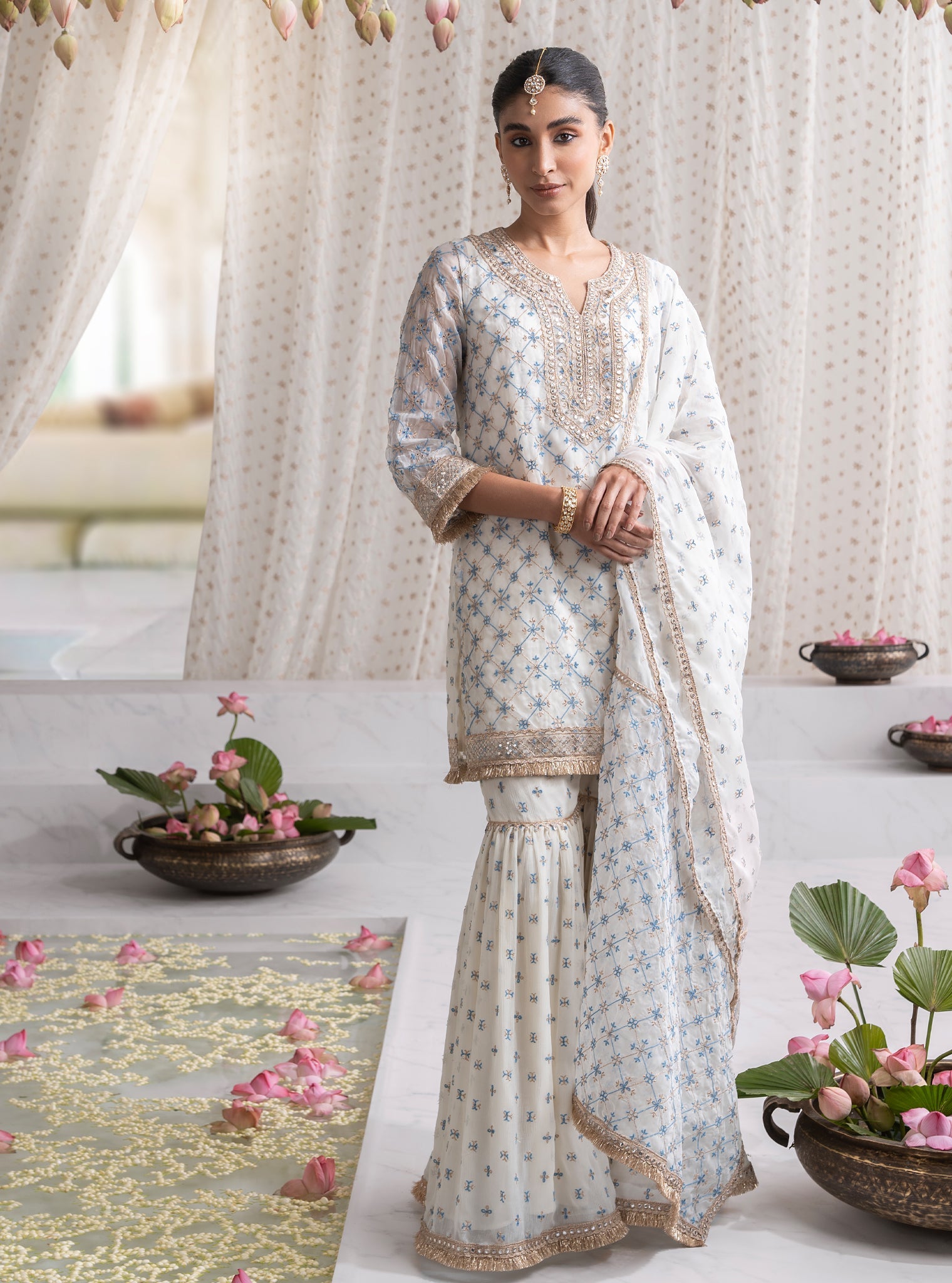 Mulmul Organza Makhna Off White Dupatta