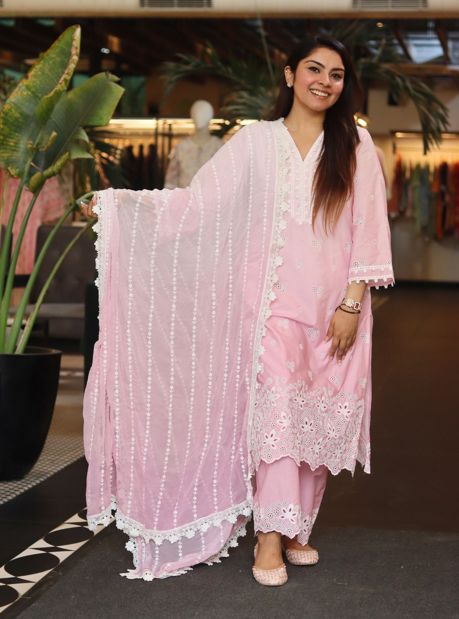 Mulmul Cotton Shae Pink Kurta With Mulmul Cotton Shae Pink Pant