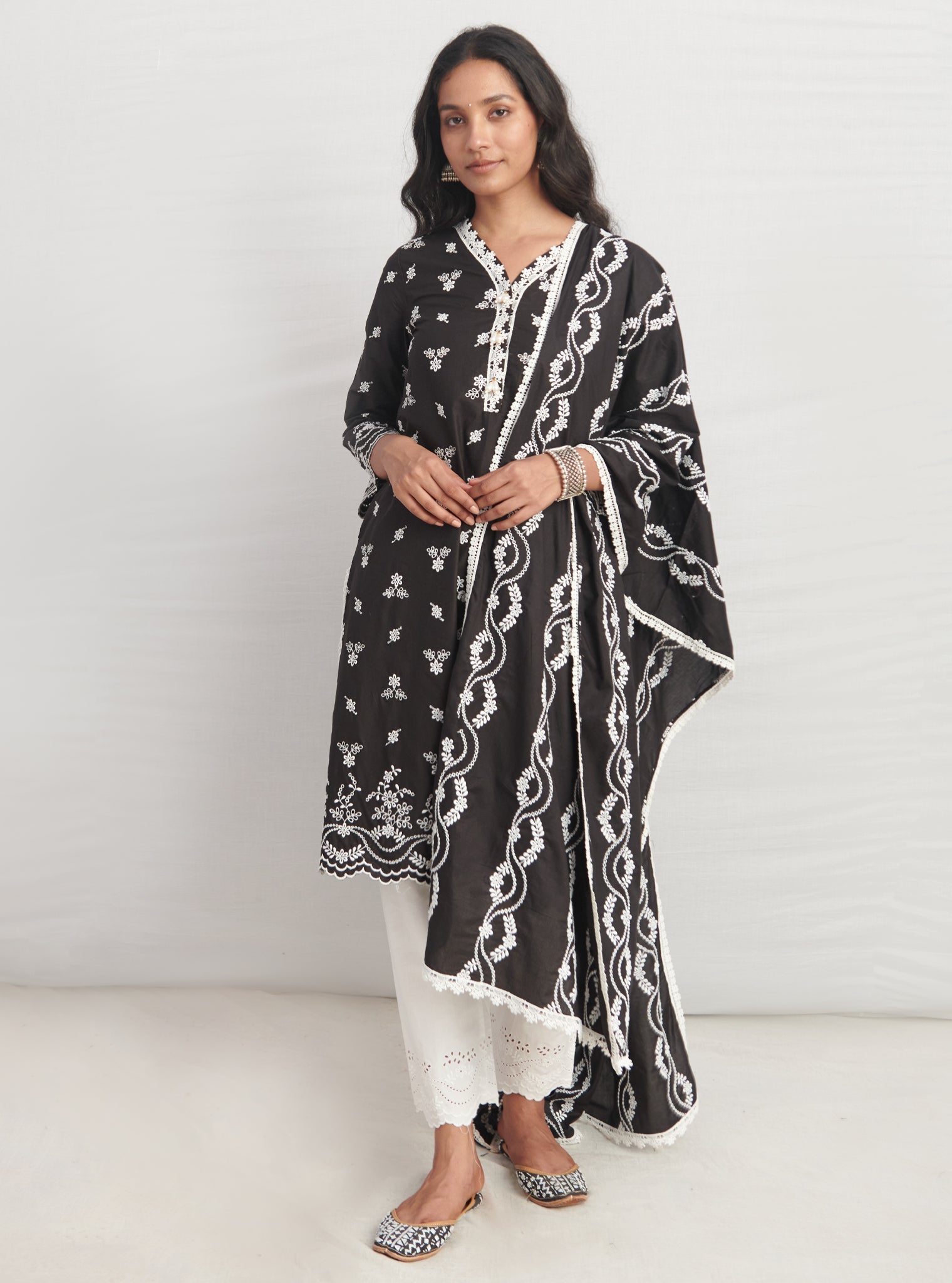 Mulmul Cotton Anashi Black Dupatta