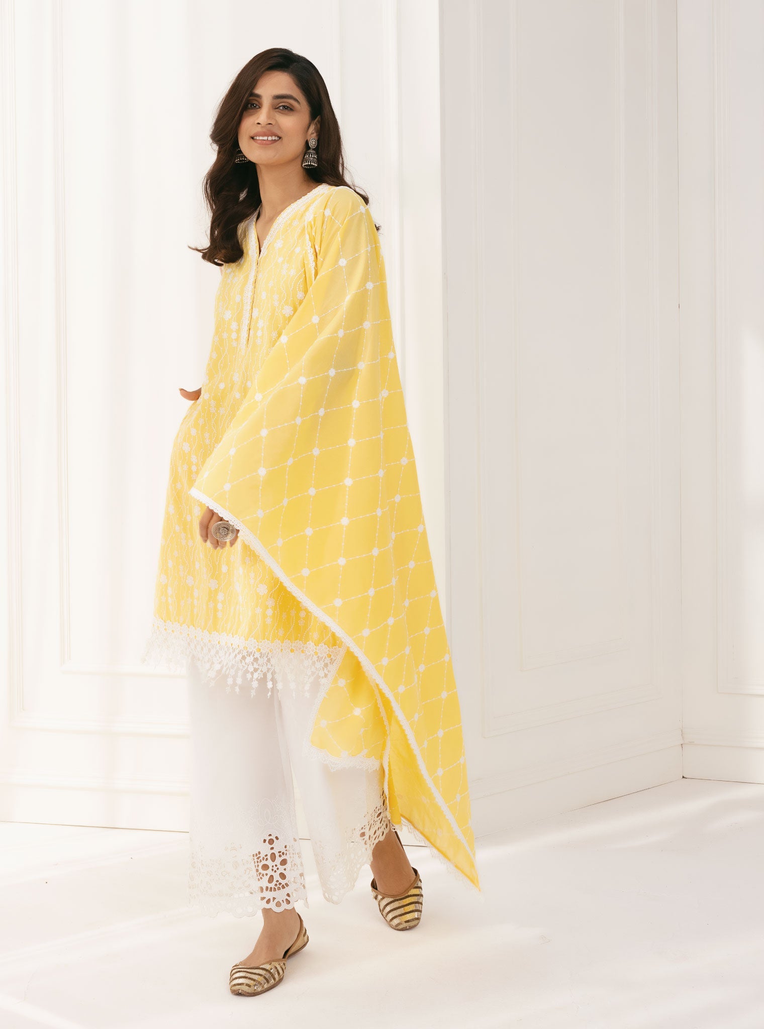 Mulmul Cotton Seoni Yellow Kurta With Rylee White Palazzo