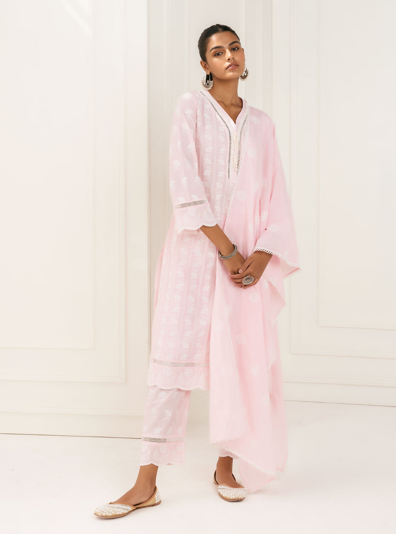 Mulmul Cotton Dharni Pink Kurta With Dharni Pink Pant