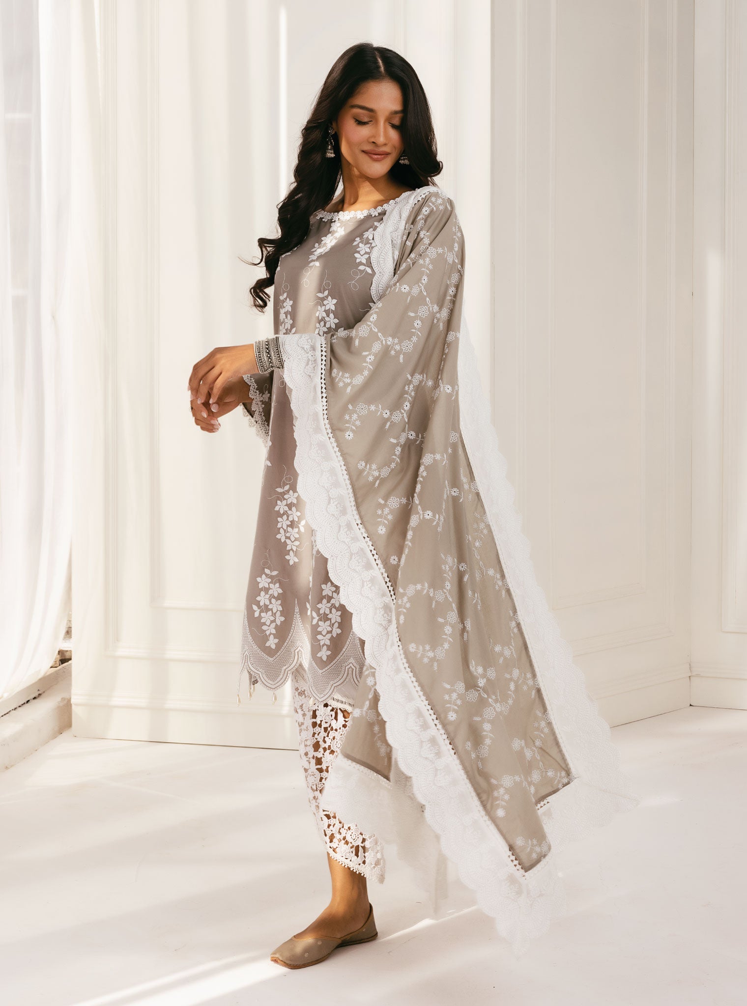 Mulmul Koel Grey Dupatta