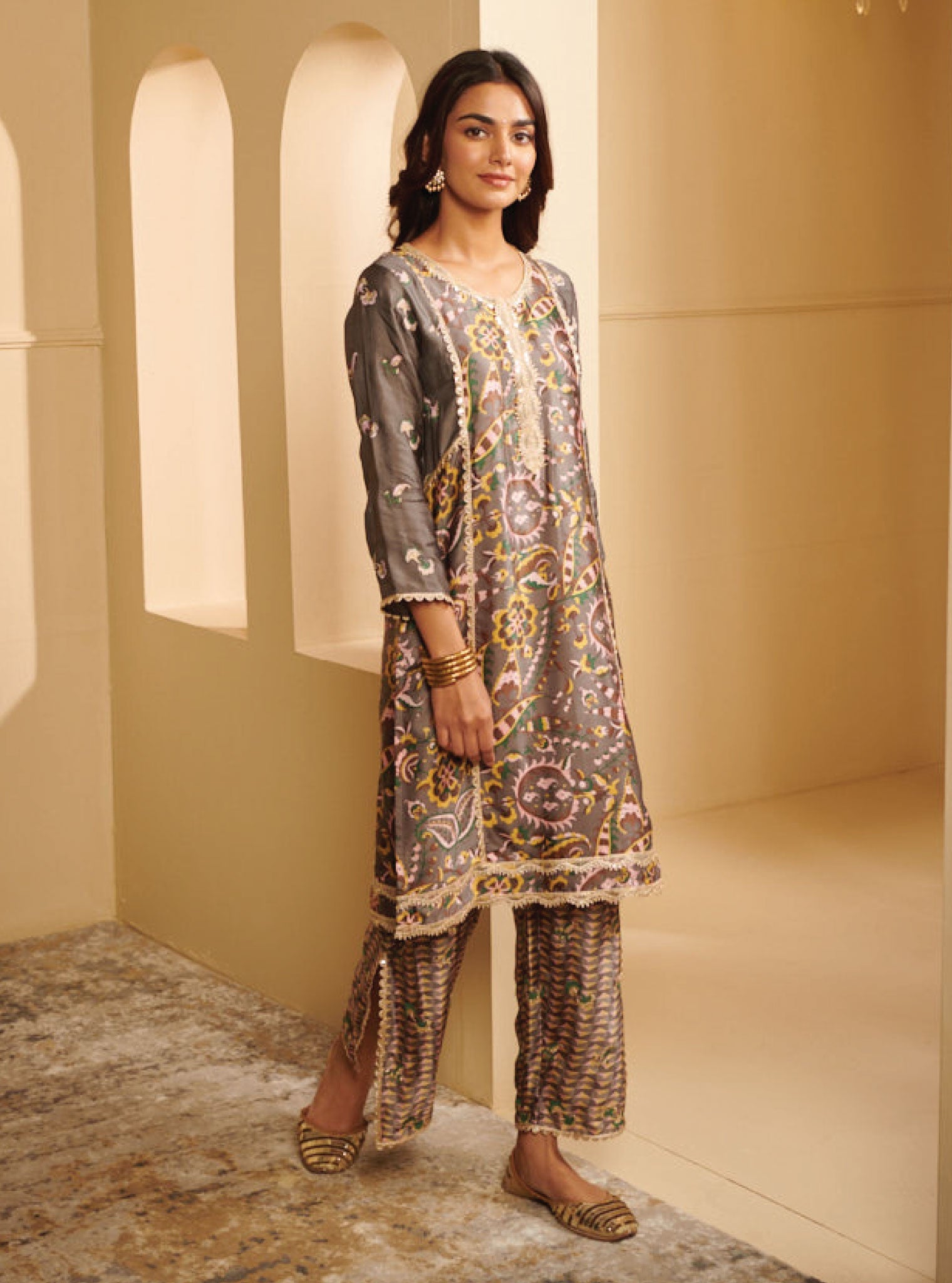 Mulmul Cupro Kenna Grey Kurta With Kenna Grey Pant