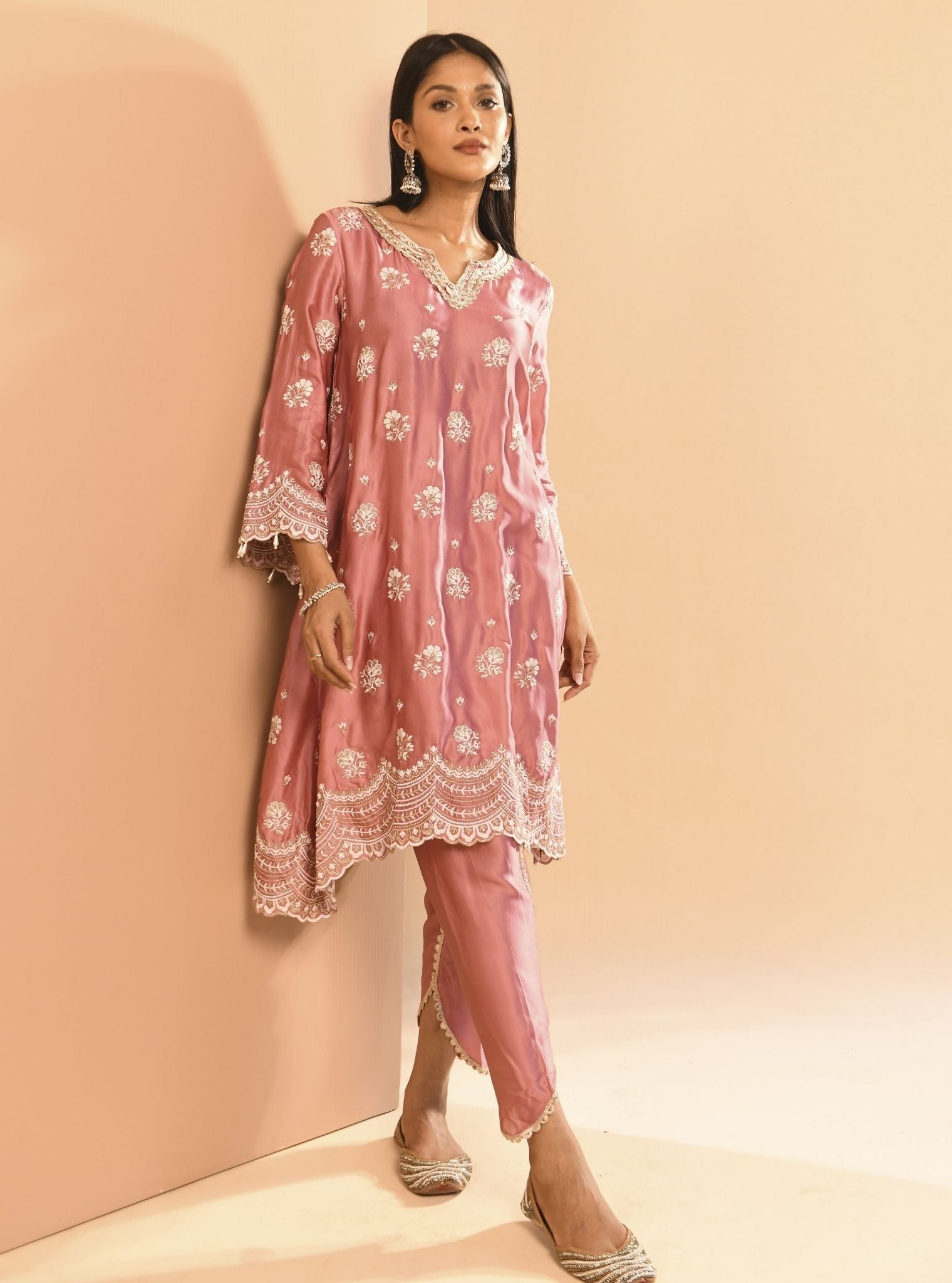 Mulmul Luxe Satin Mehar Mauve Kurta with Mulmul Luxe Satin Mehar Mauve Pant