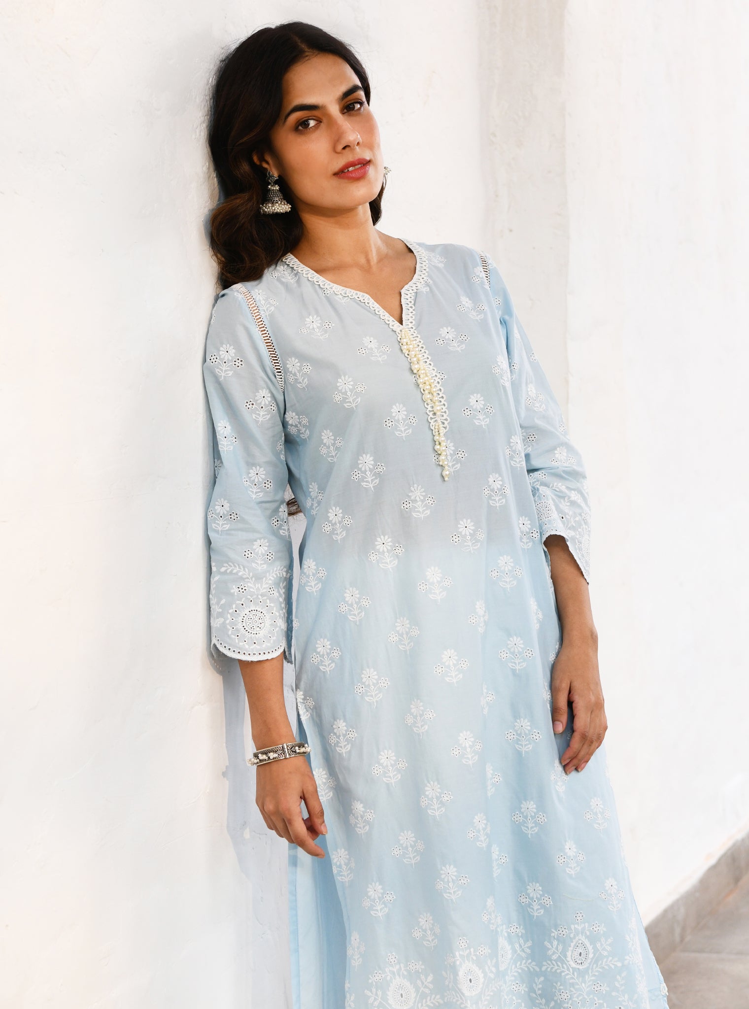 Mulmul Cotton Arpora Blue Kurta With Mulmul Cotton Arpora White Pant