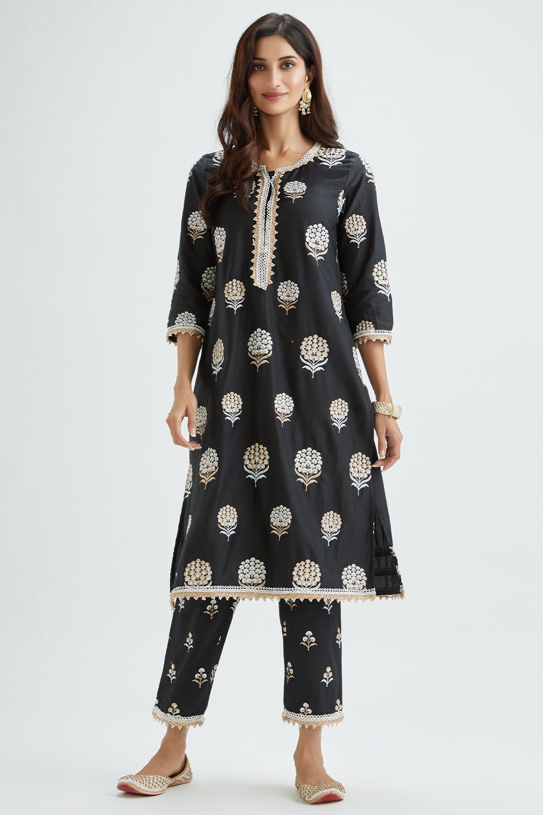 Mulmul Supima satin Amira Black Kurta With Amira Black Pant