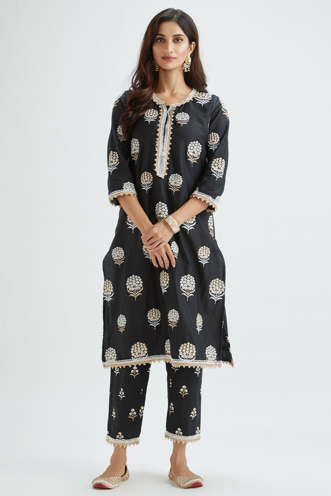 Mulmul Supima satin Amira Black Kurta With Amira Black Pant