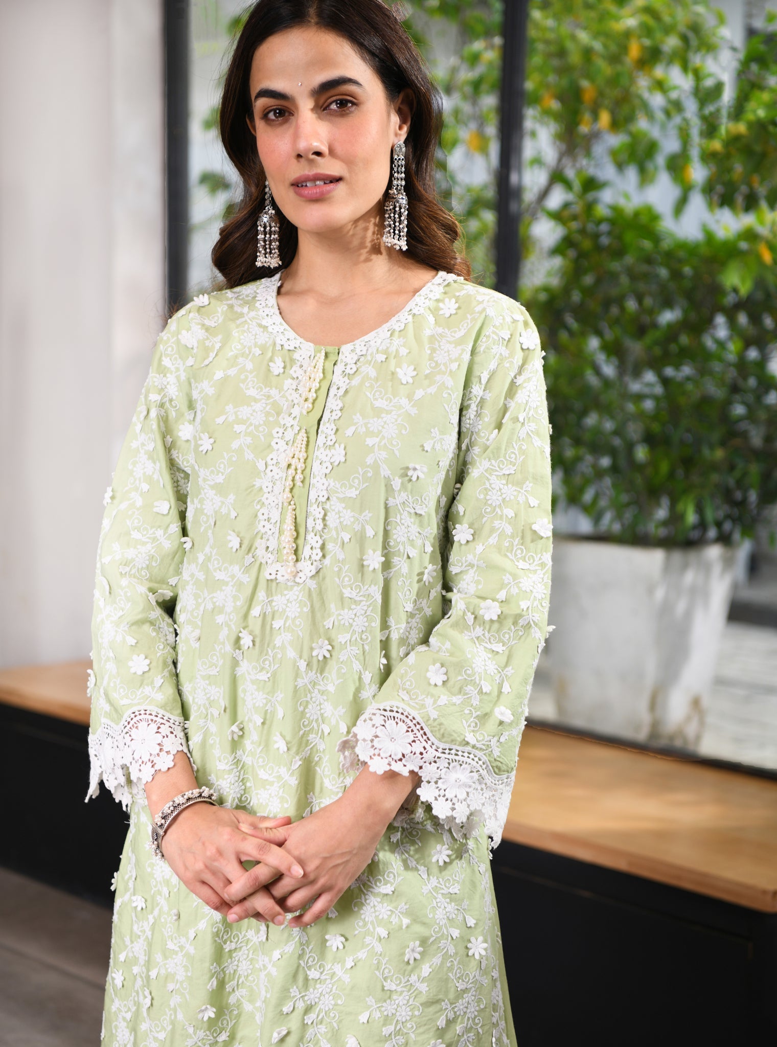 Mulmul Cotton BayBreeze Green Kurta With Rounded Hem Pyajama White